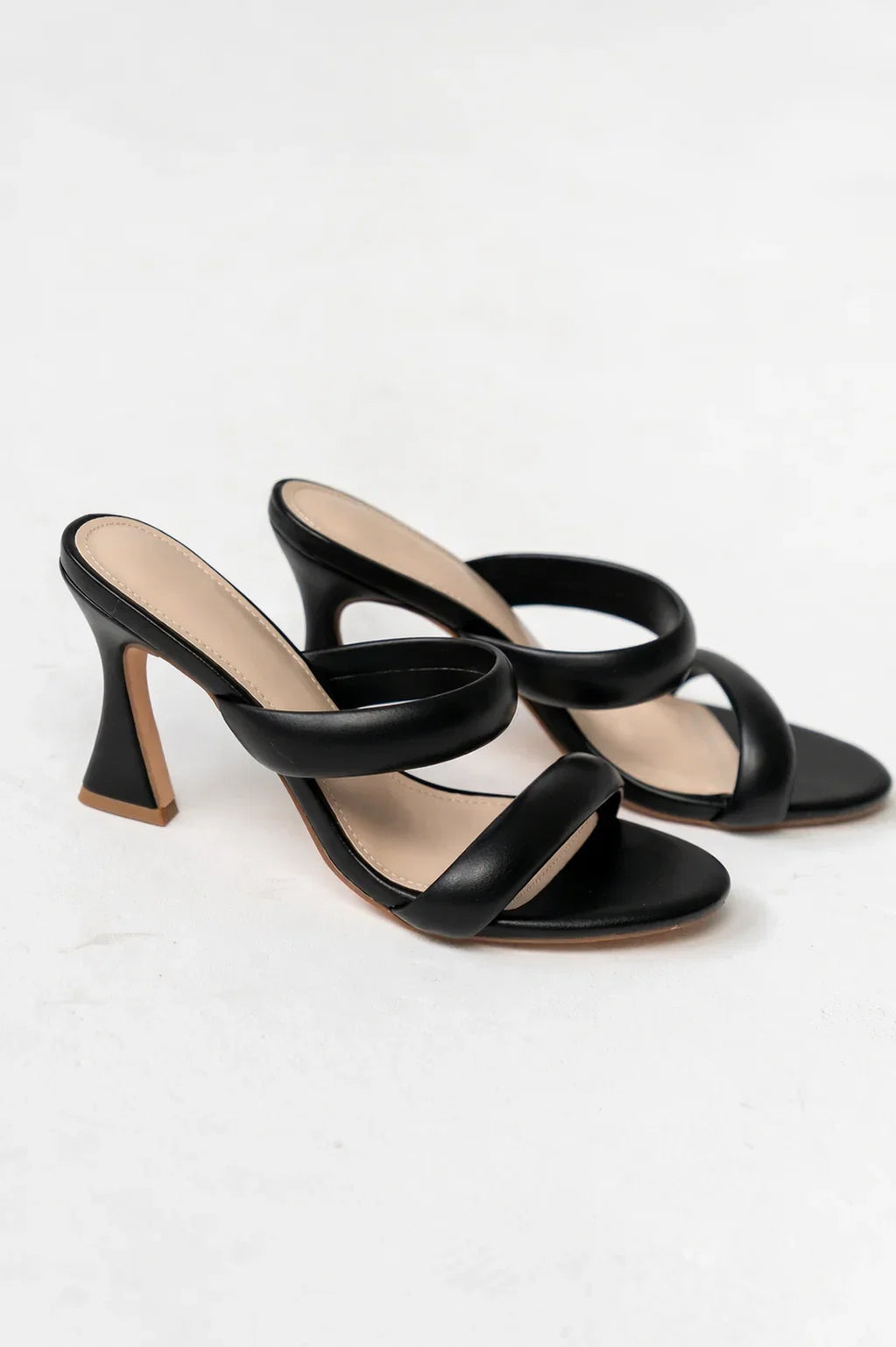 Marco Strappy Heel in Black