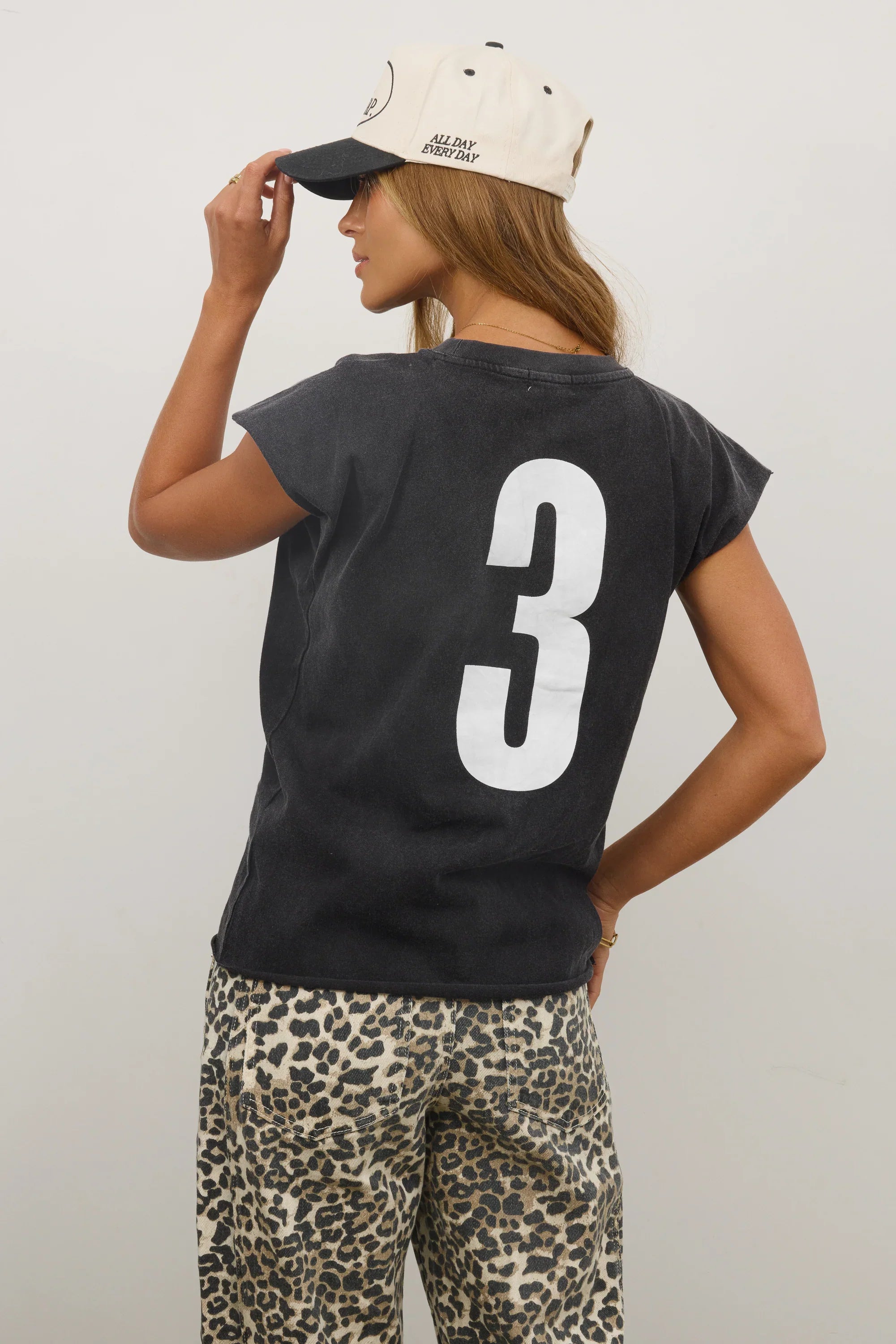 Vinnie Muscle Tee in Black