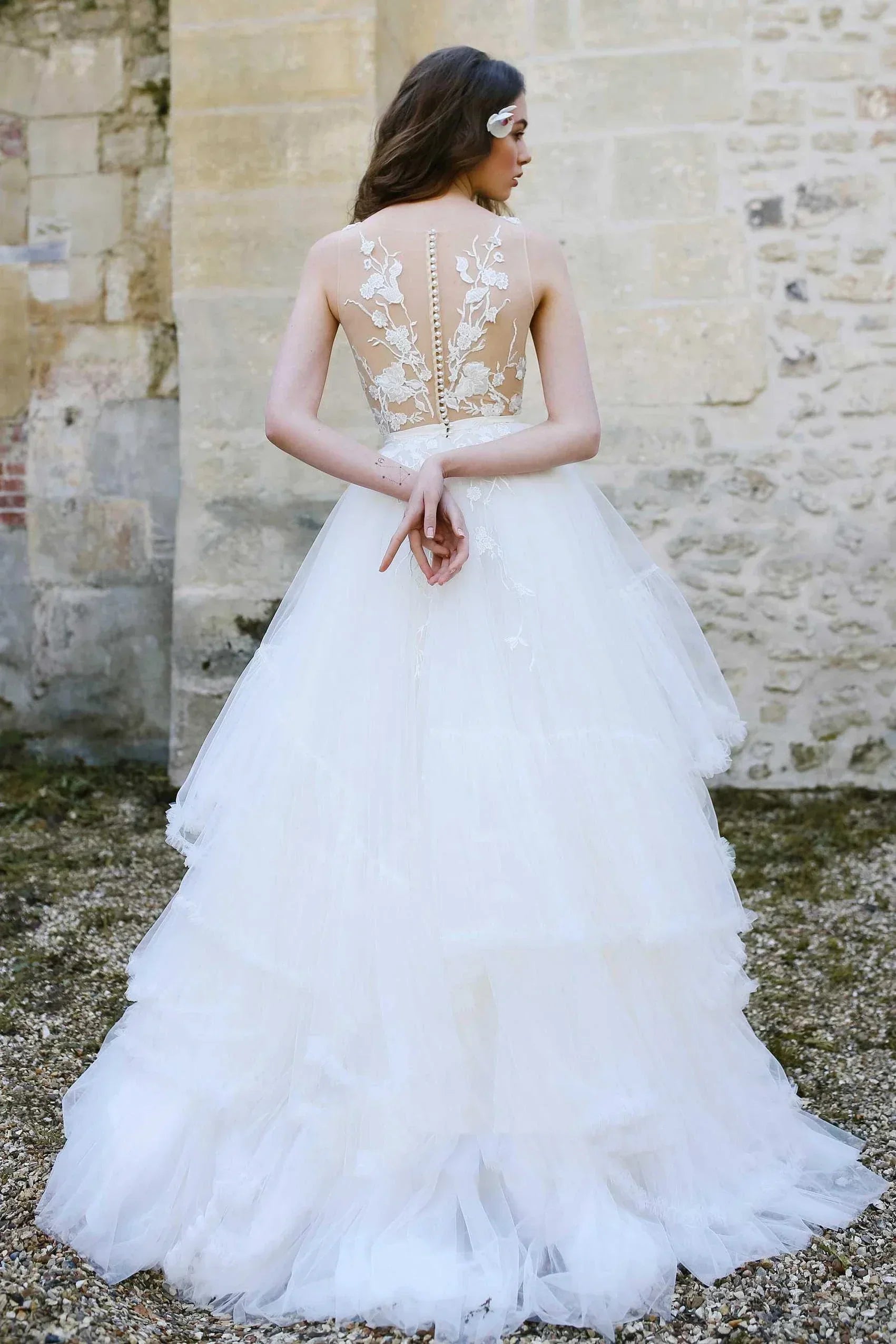 White Tulle A Line Sleeveless Illusion V Neck Appliqued Sexy Wedding Dress