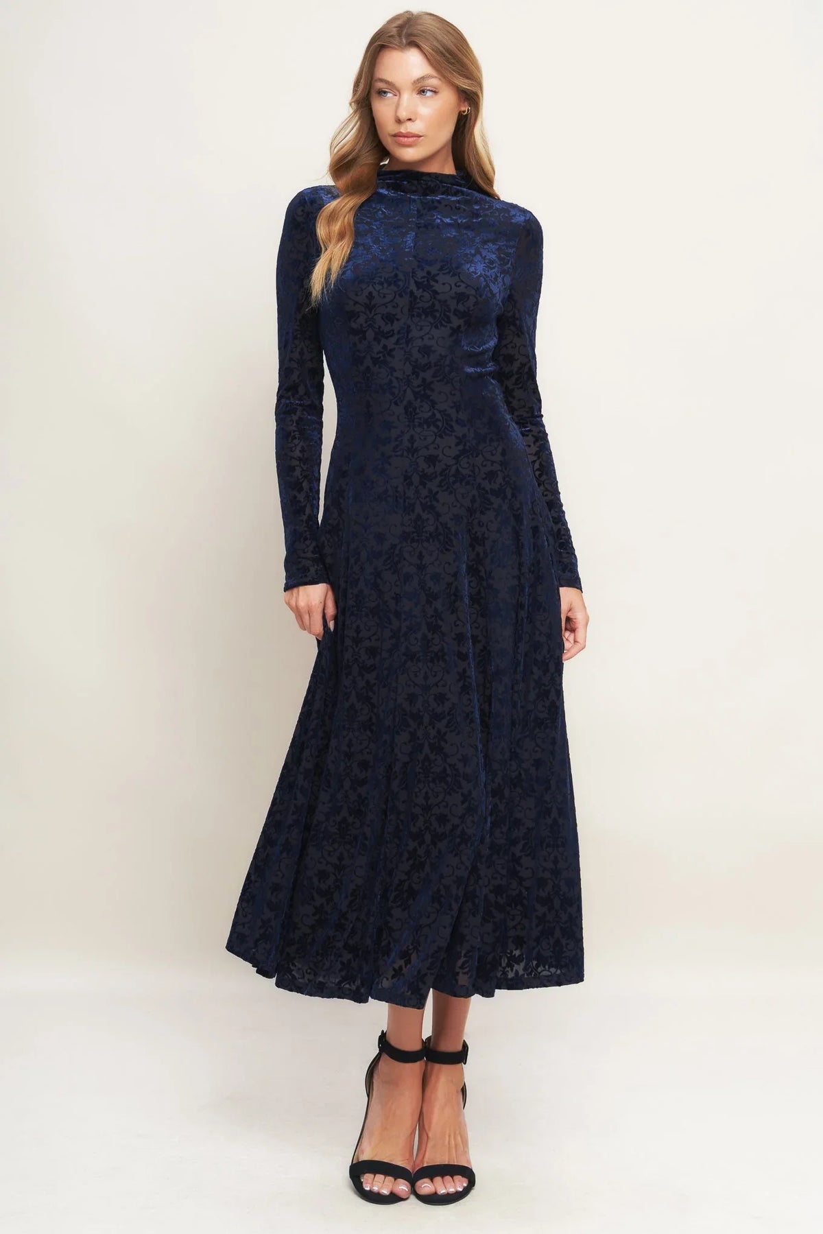 Size Small VELVET GALAXY CHARM MIDI DRESS NAVY FINAL SALE