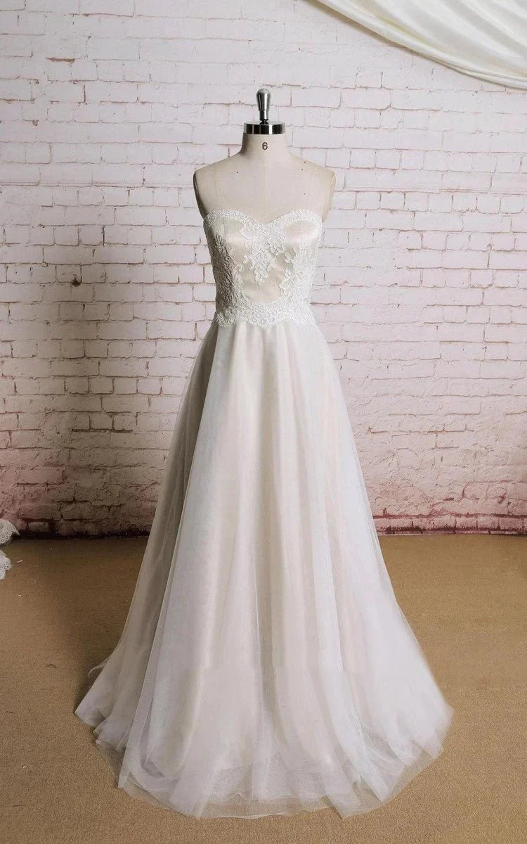 Sweetheart A Line Tulle Lace Appliques Sleeveless Wedding Dress