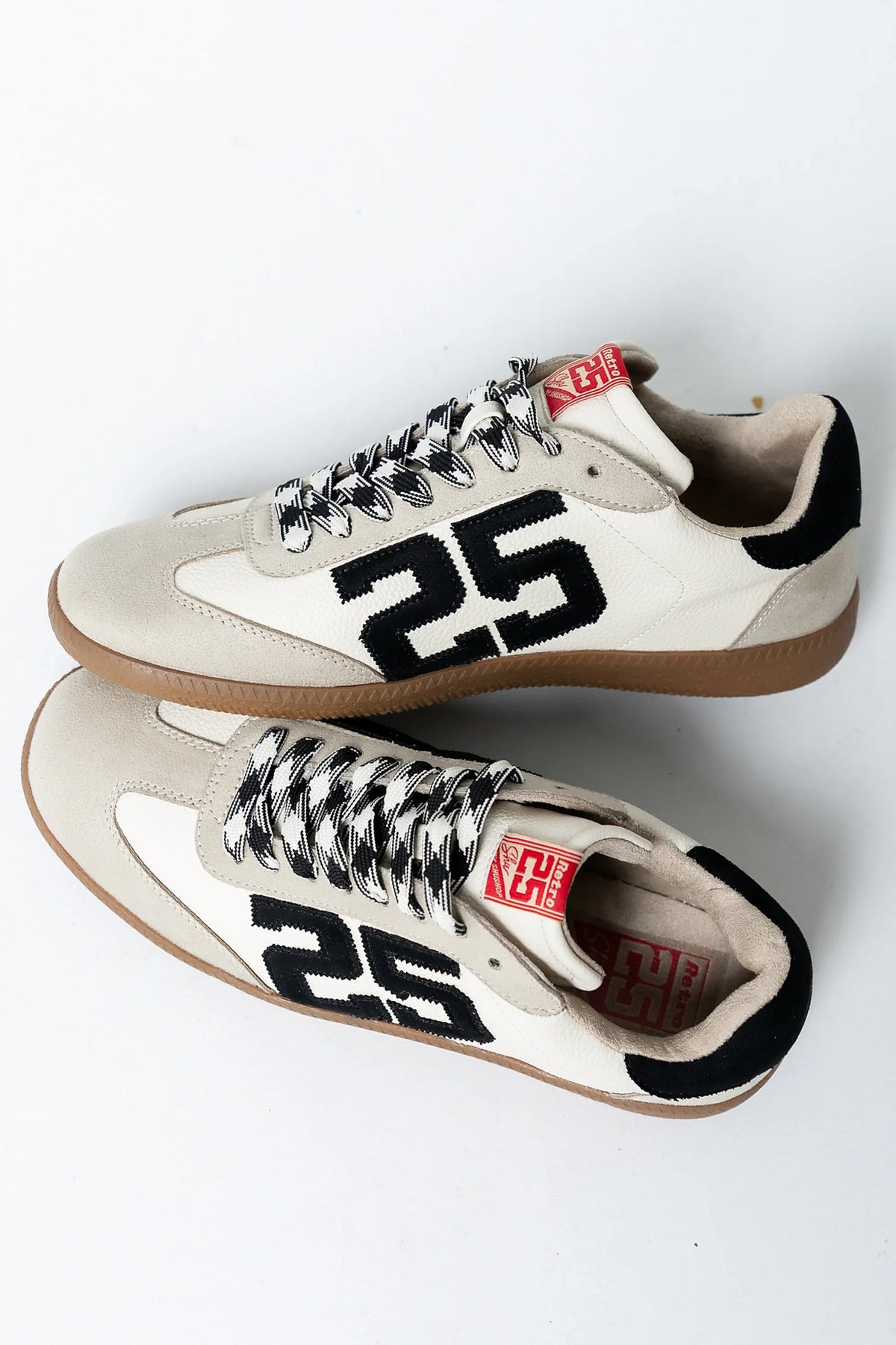 Kelly Retro Sneakers in White