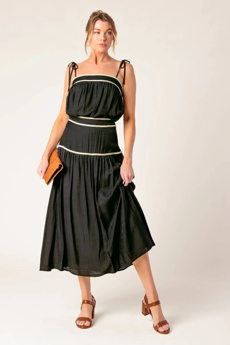 DIVIDE AND CONTOUR TOP SKIRT SET BLACK