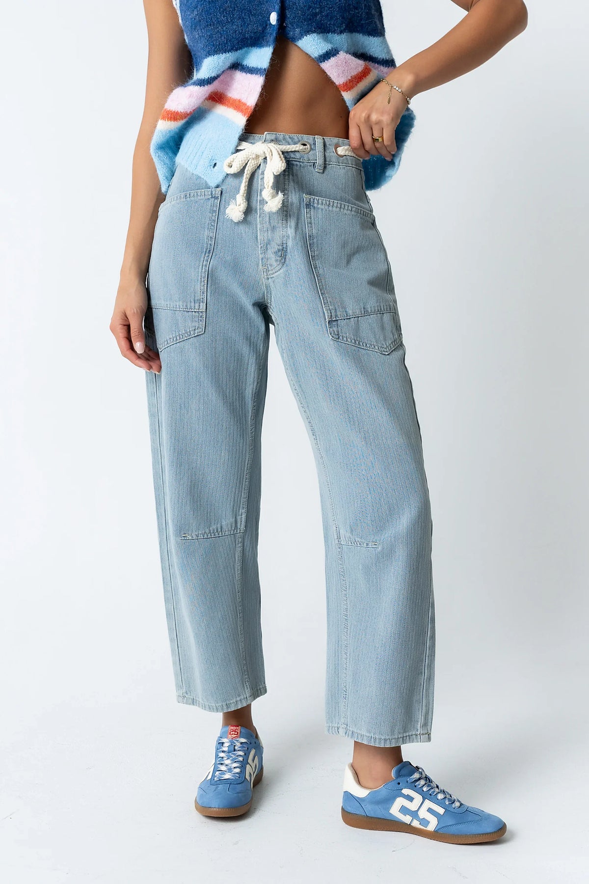 Jocelyn Barrel Jeans in Light Wash