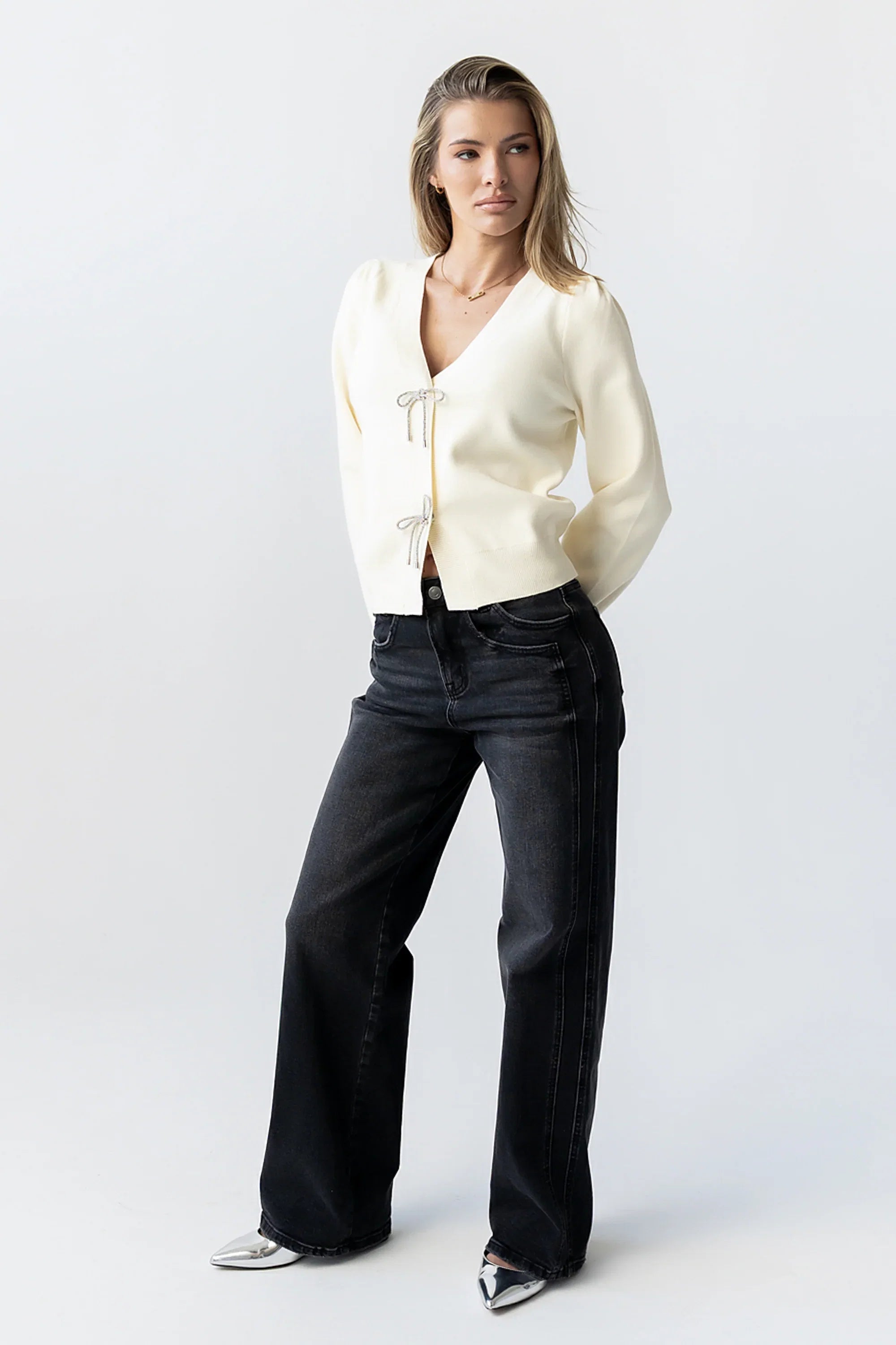 Tonya Bow Sweater in Cream
