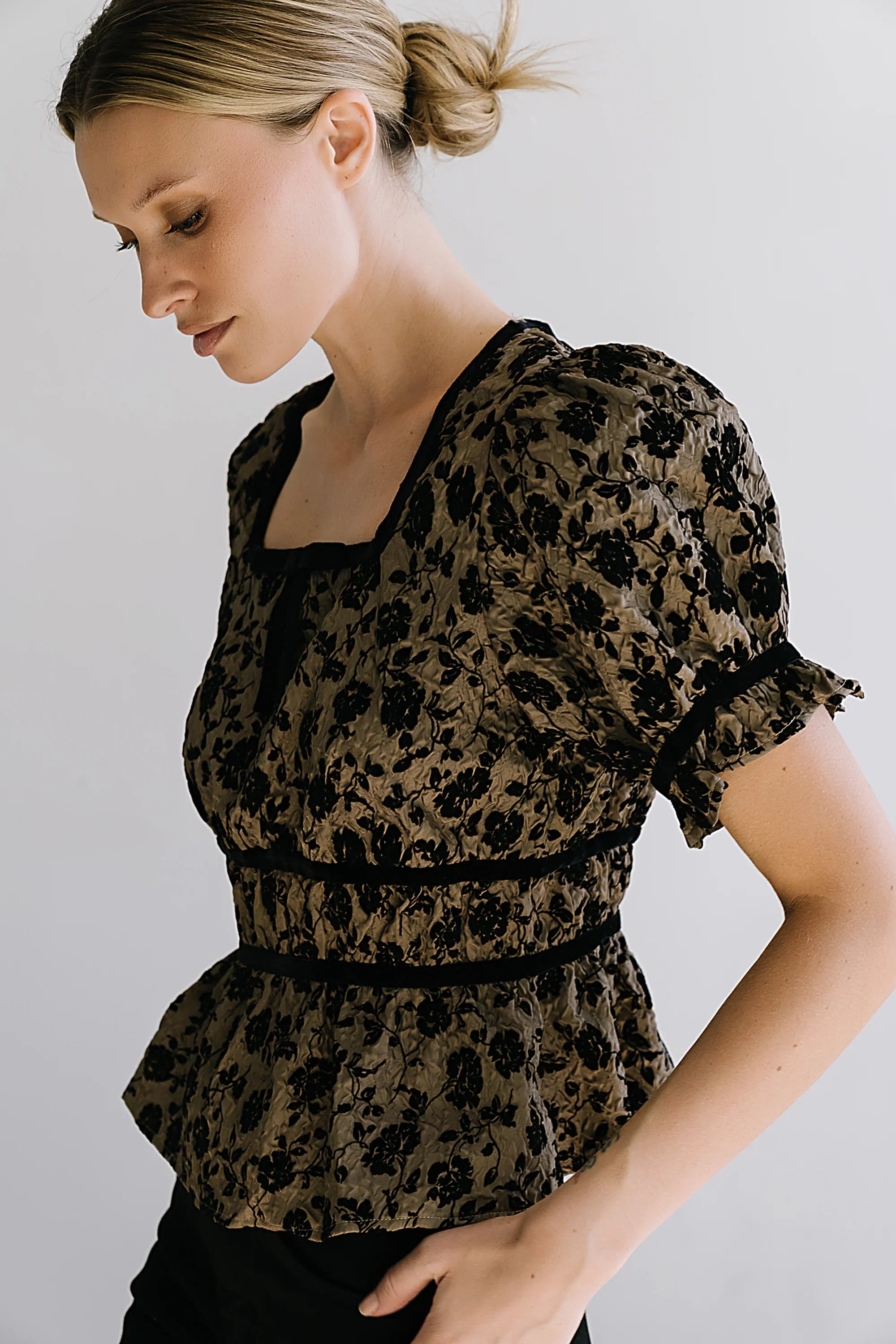 Tallie Floral Blouse in Mocha FINAL SALE
