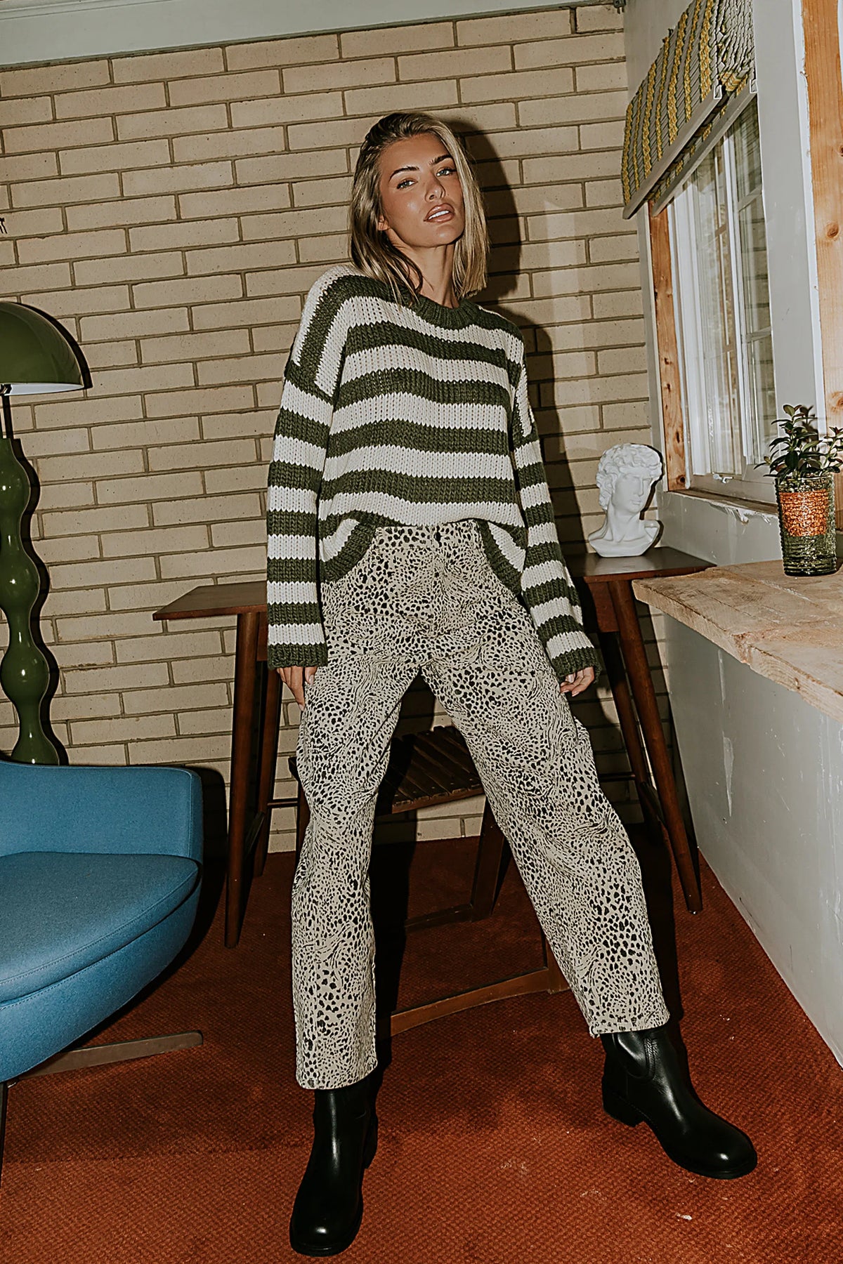Charlie Corduroy Barrel Jeans