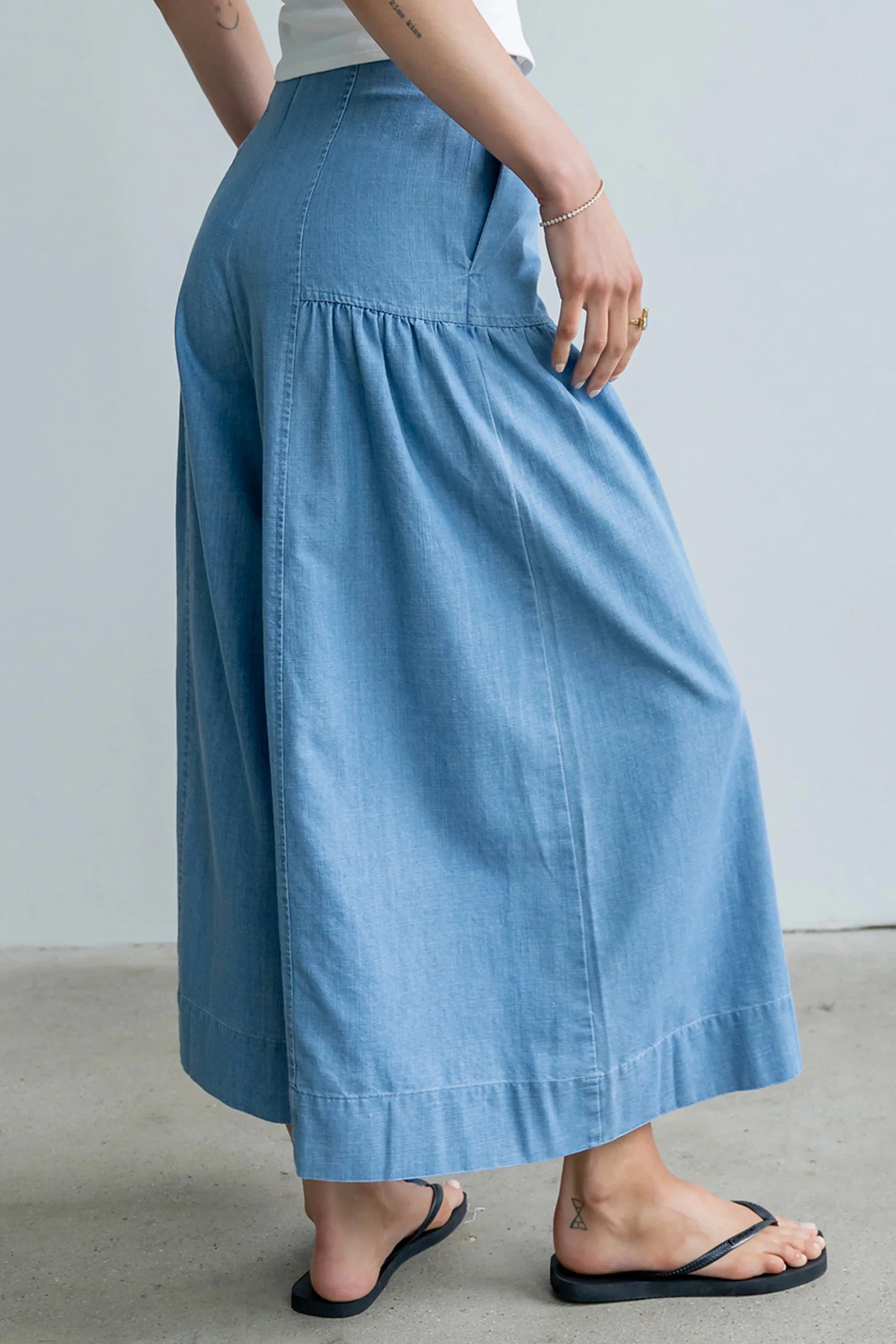 Kali Cropped Wide Leg Pants
