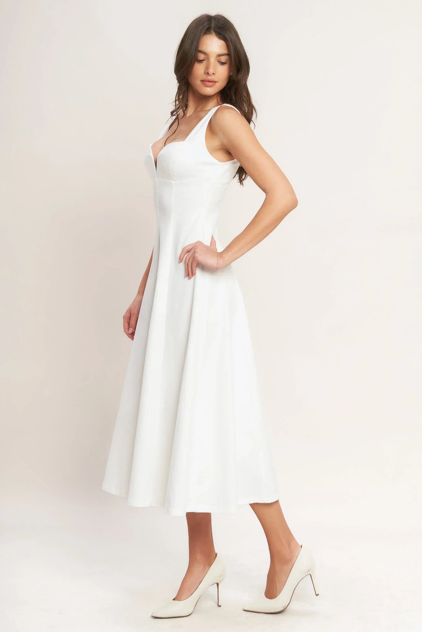 BALANCED PROPORTION WHITE MIDI DRESS