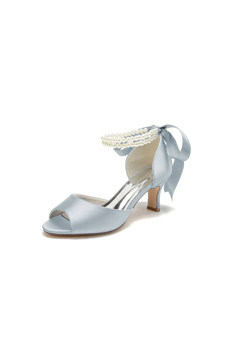 Chic White Satin Heels Featuring a Pearl Embellished Bow