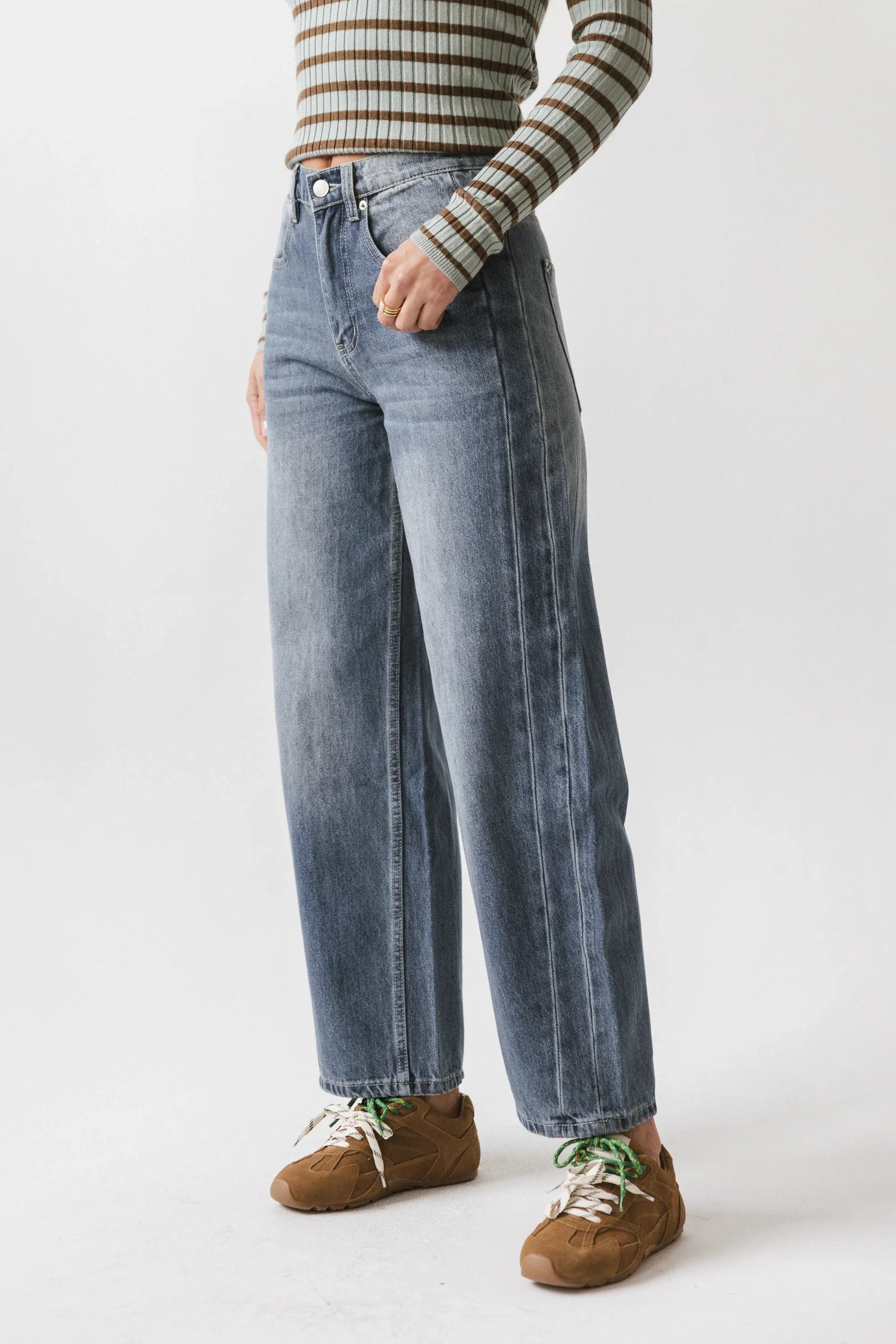 Moxie Relaxed Barrel Jeans
