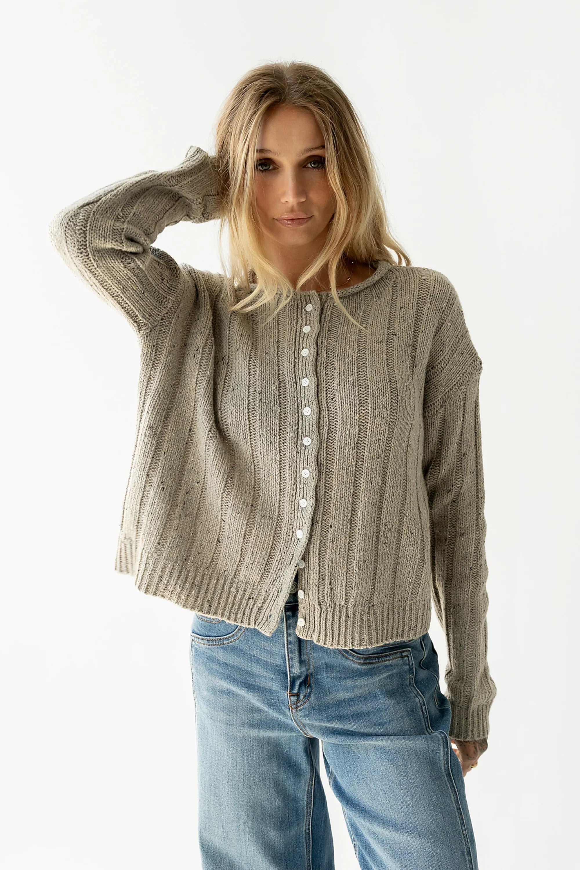 Katira Button Up Sweater in Heather Grey