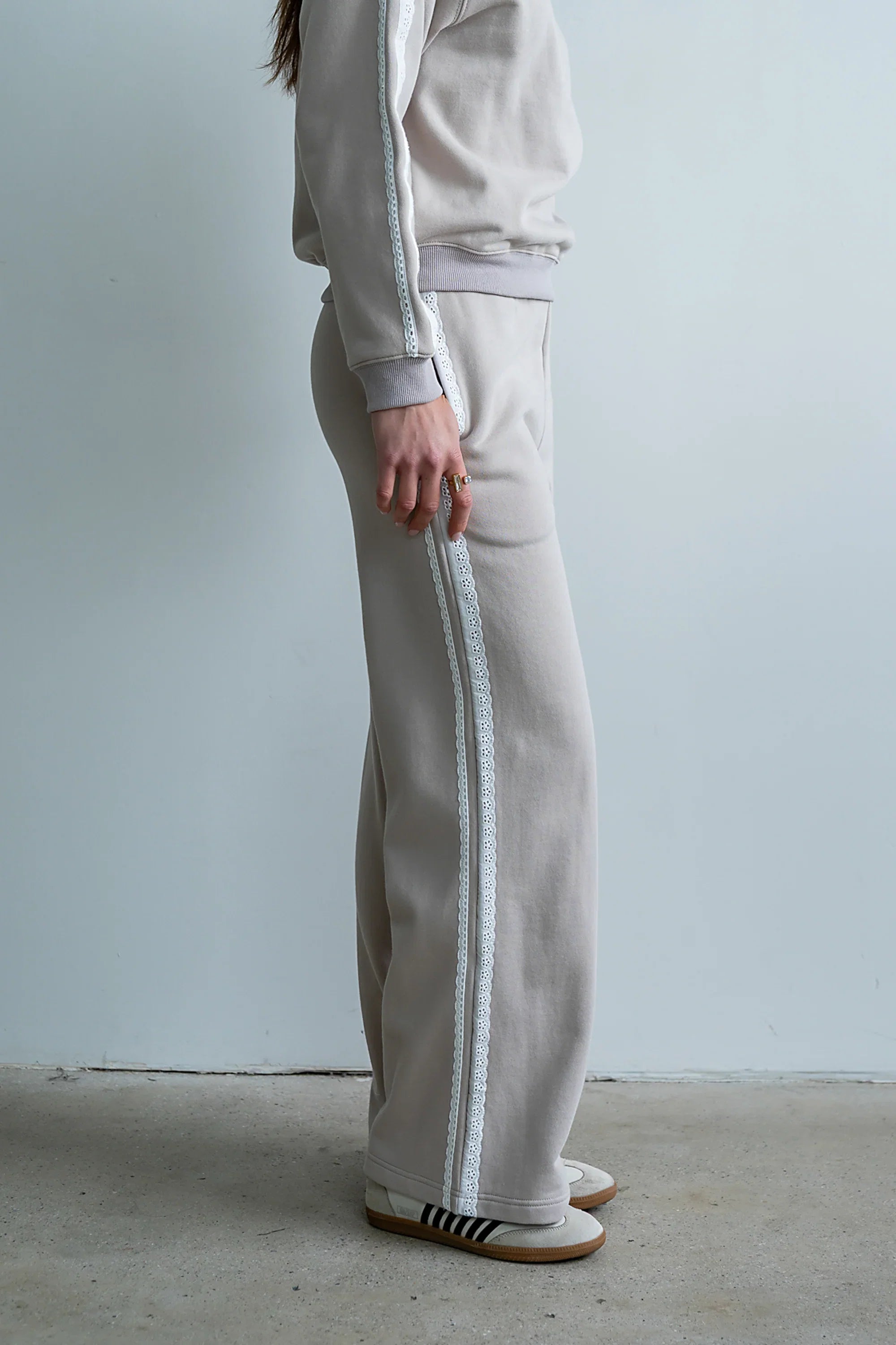 Mickey Wide Leg Jogger in Taupe