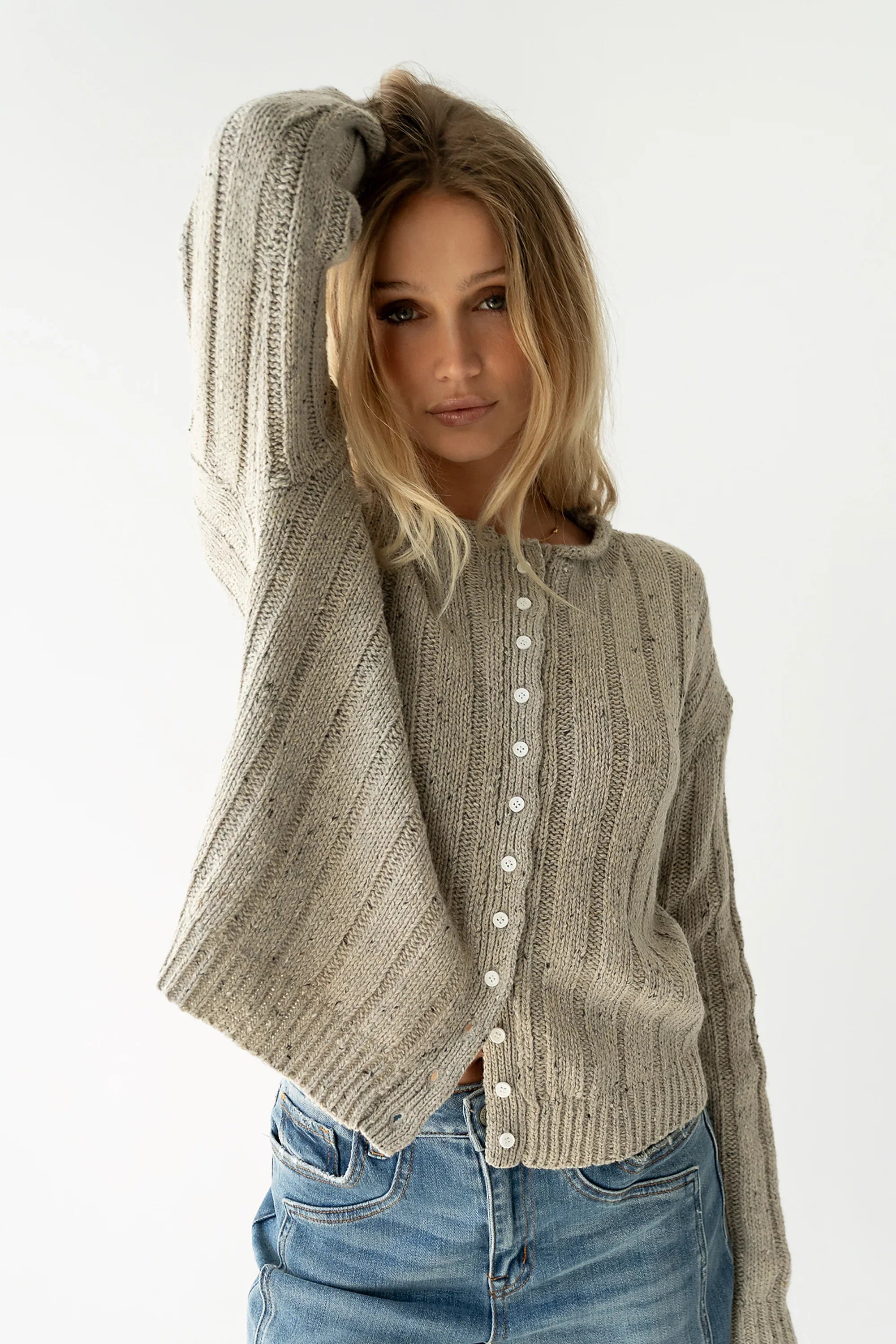 Katira Button Up Sweater in Heather Grey