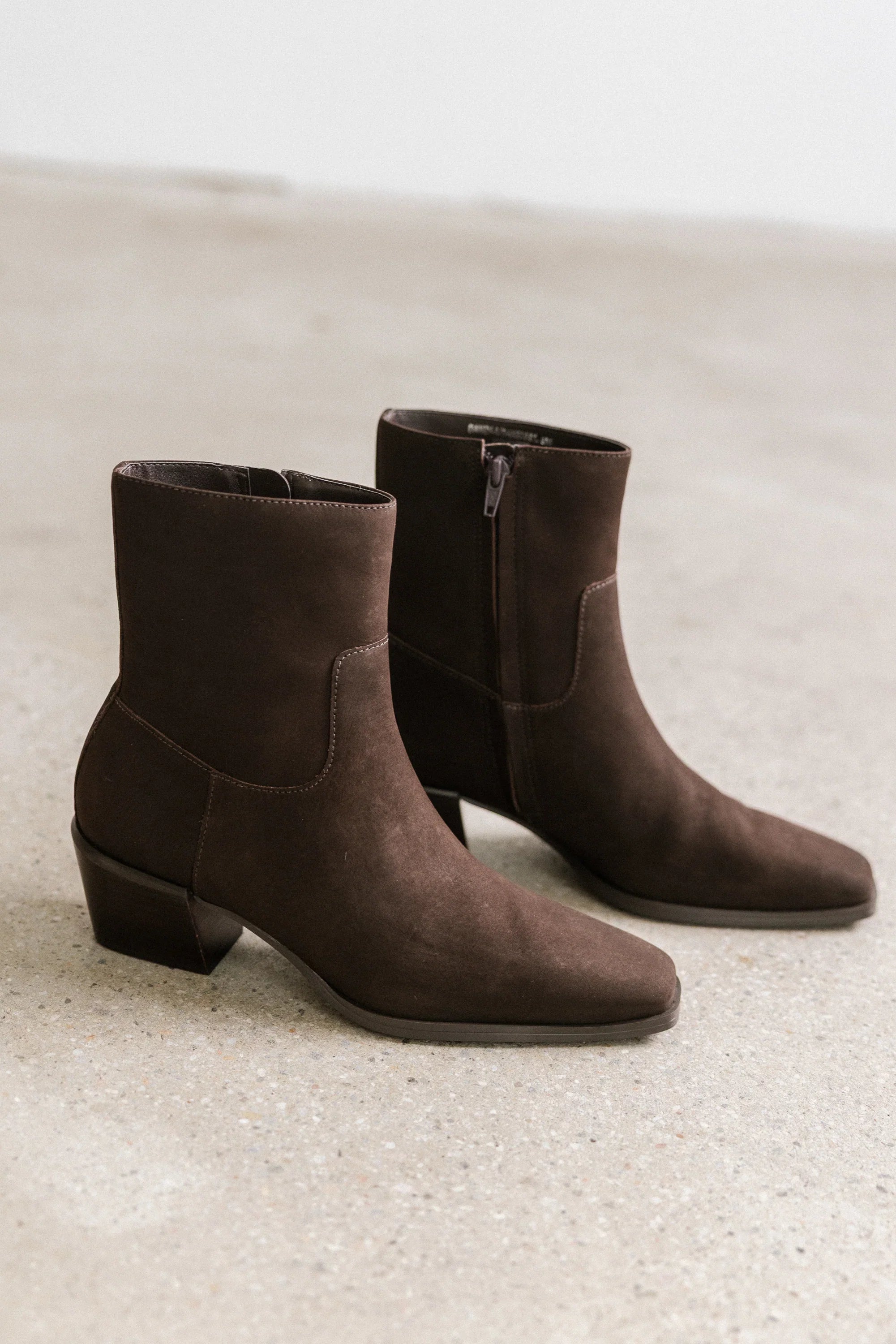 Steve Madden Daney Boots in Brown Suede FINAL SALE