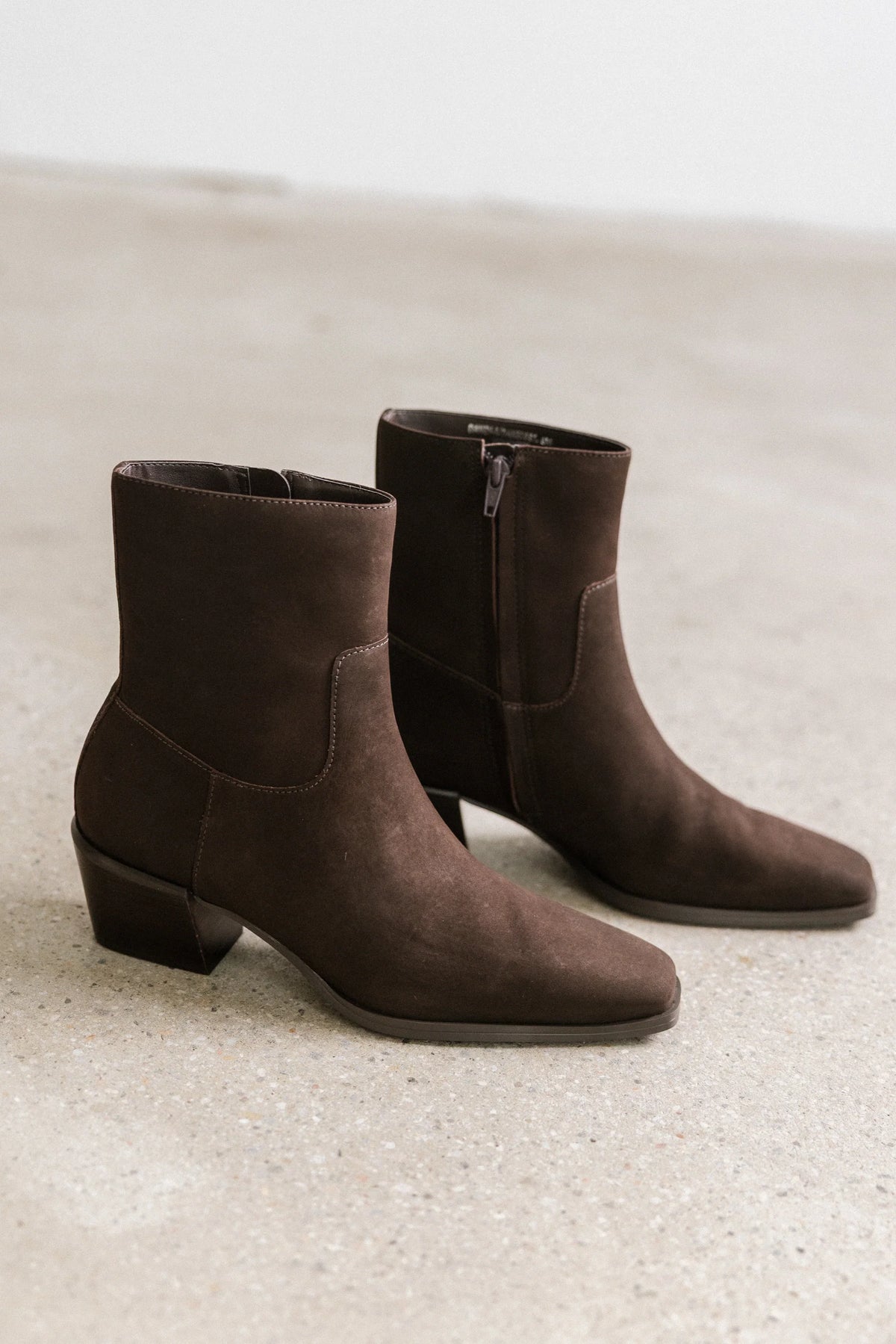 Steve Madden Daney Boots in Brown Suede FINAL SALE