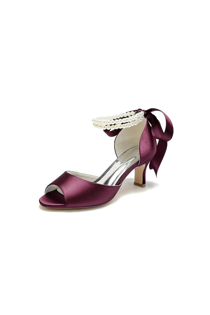 Chic White Satin Heels Featuring a Pearl Embellished Bow