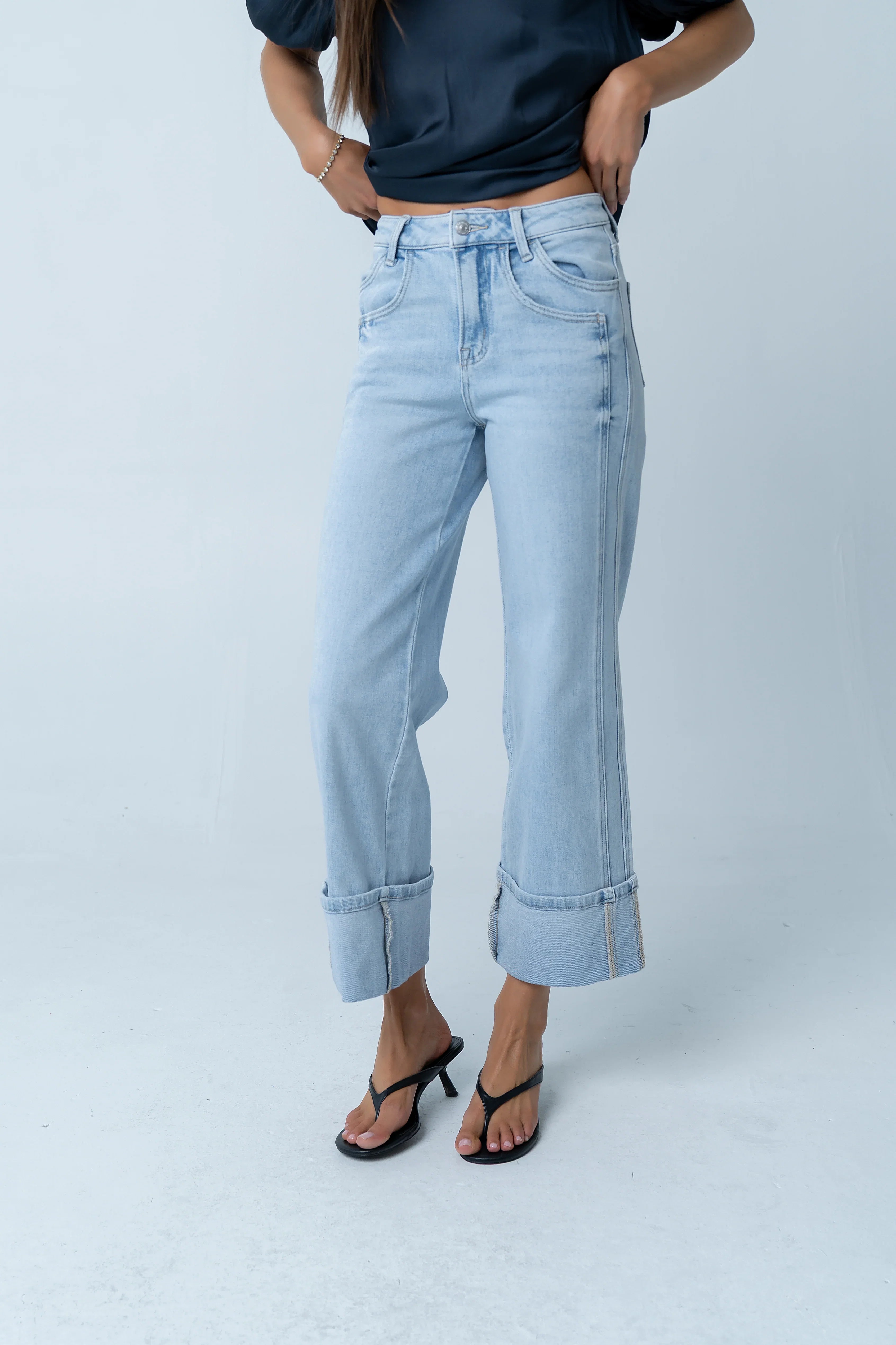 Kenyen Cuffed Wide Leg Jeans