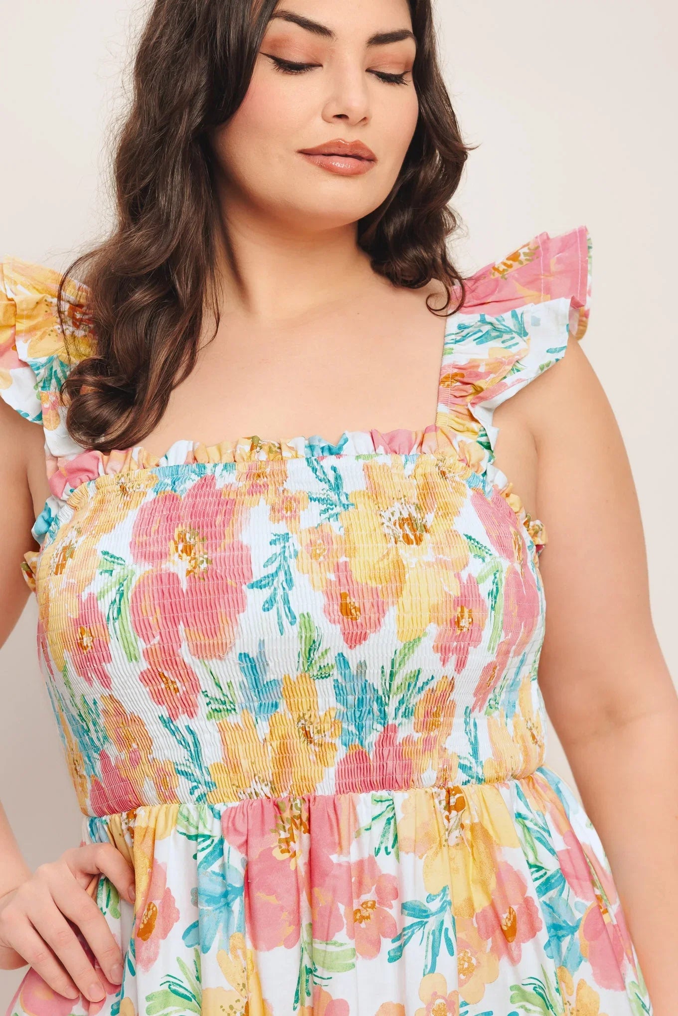 SOFT SUNSHINE FLORAL MIDI DRESS