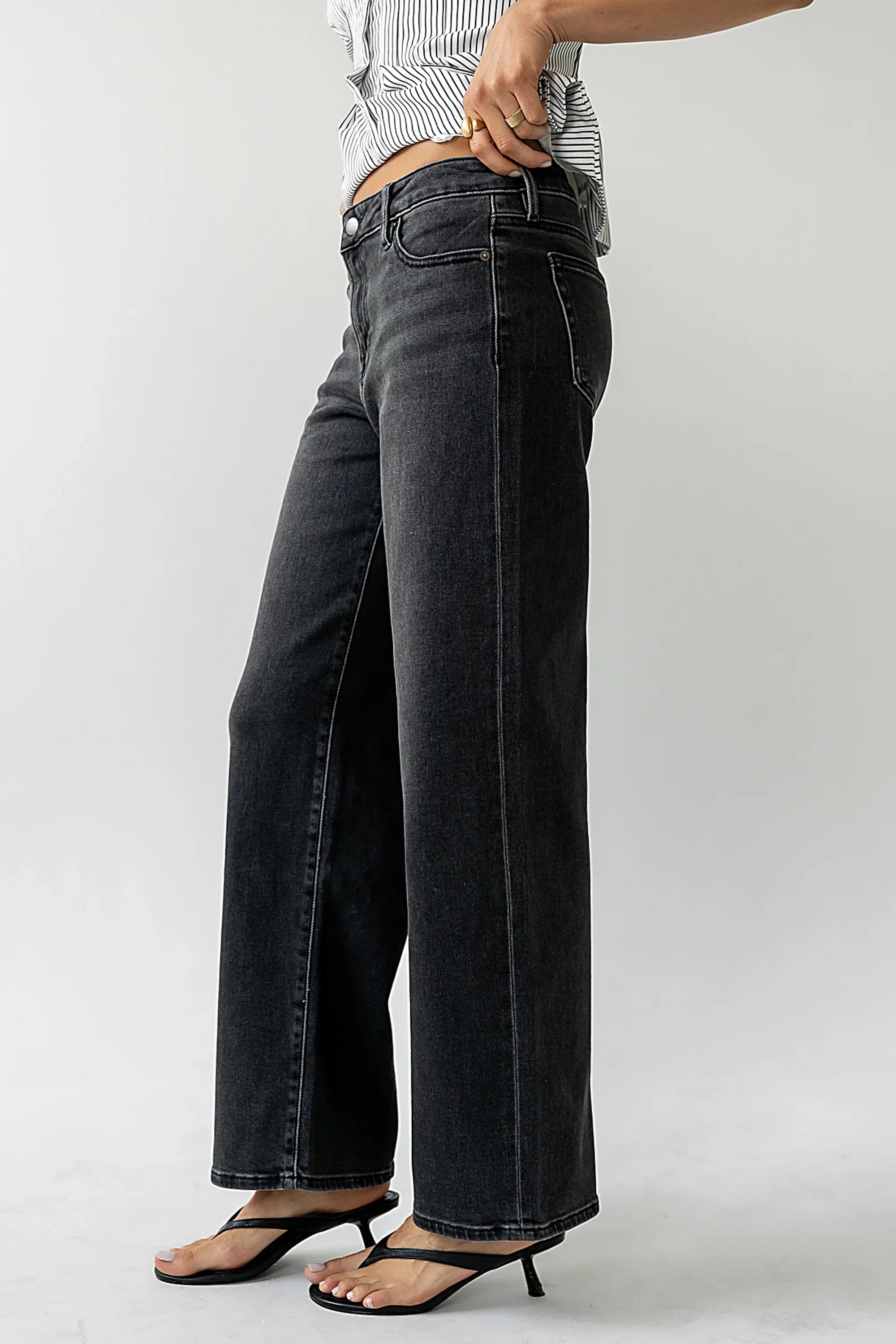 Sloane Wide Leg Jeans in Black