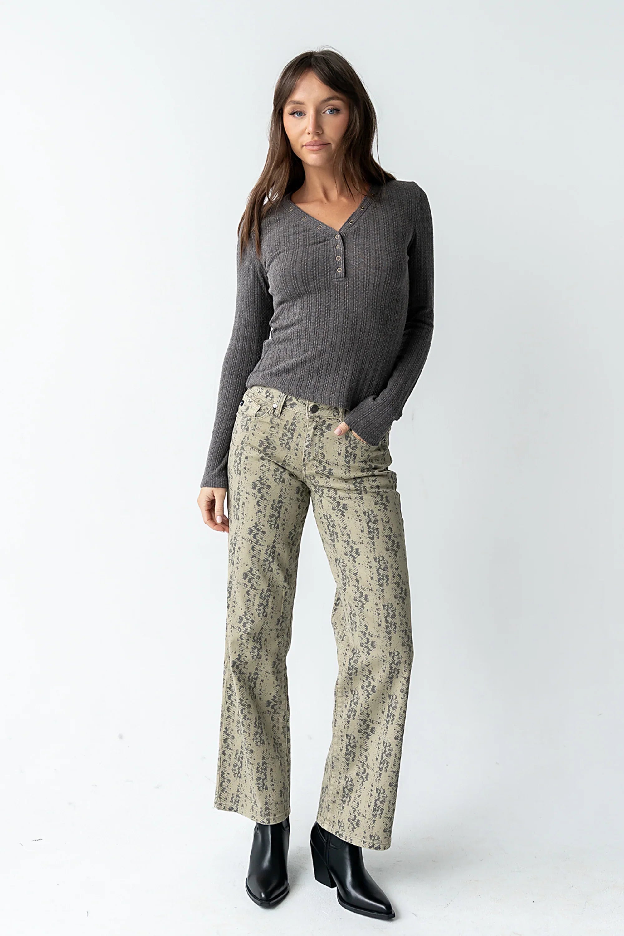 Mckayla Textured Top in Charcoal