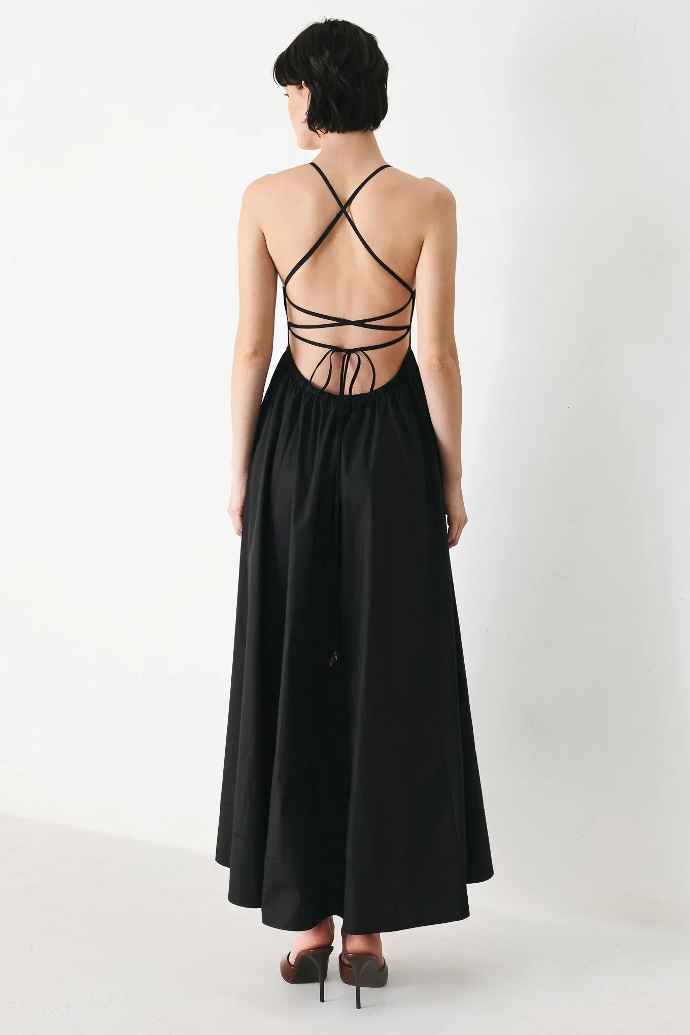 PURE LINE OPEN BACK MIDI DRESS