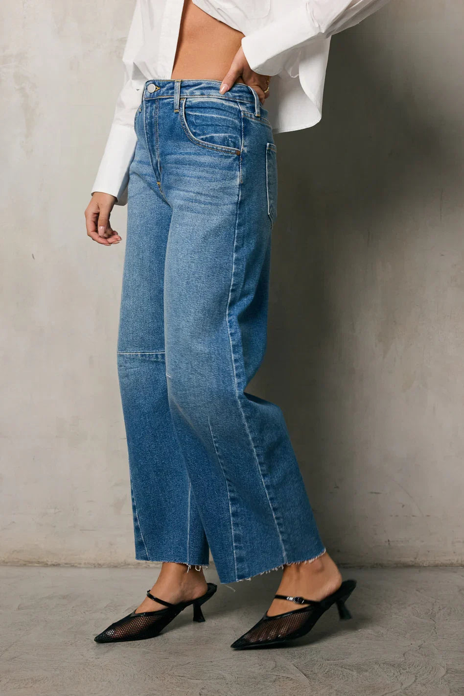 Juliette Barrel Jeans in Medium Wash