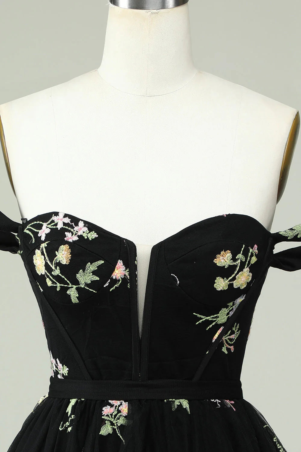 Cute A Line Sweetheart Black Short Homecoming Dress with Embroidery