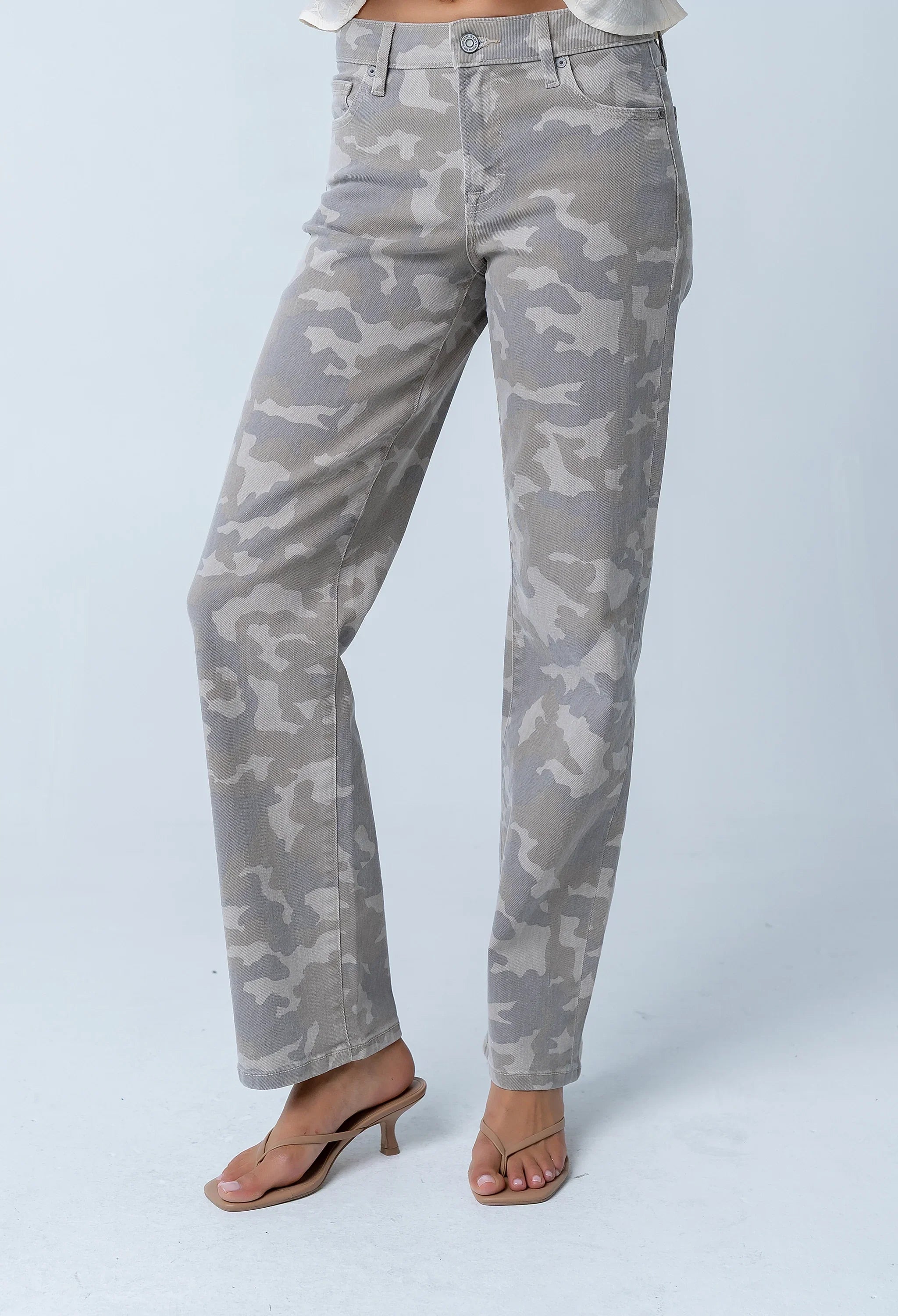 Valerie Straight Leg Jeans