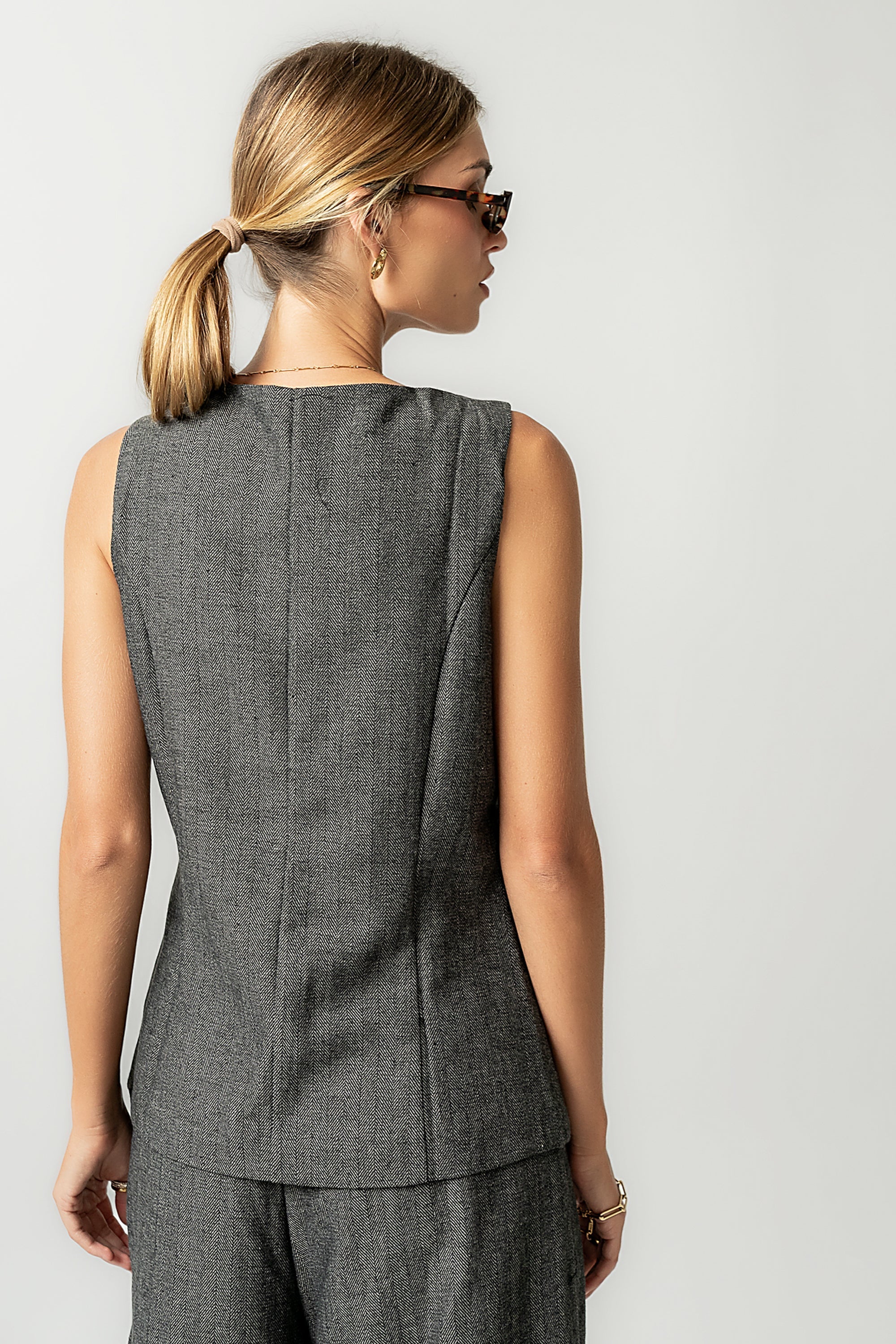 Arden Herringbone Vest