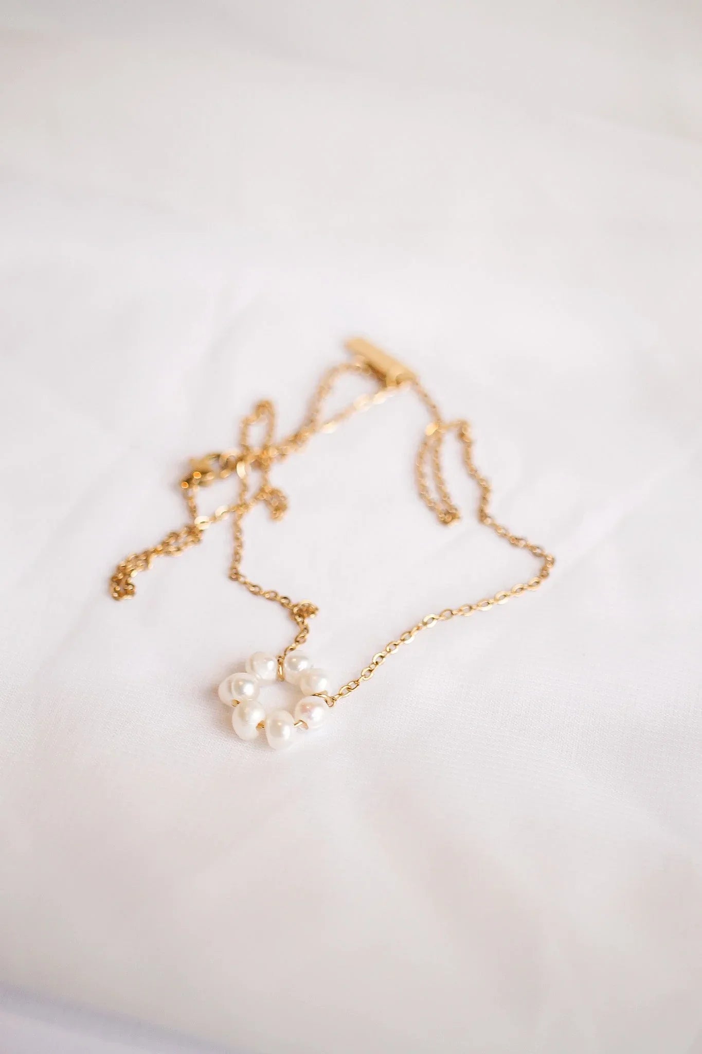 Lucy Necklace in Freshwater Pearl