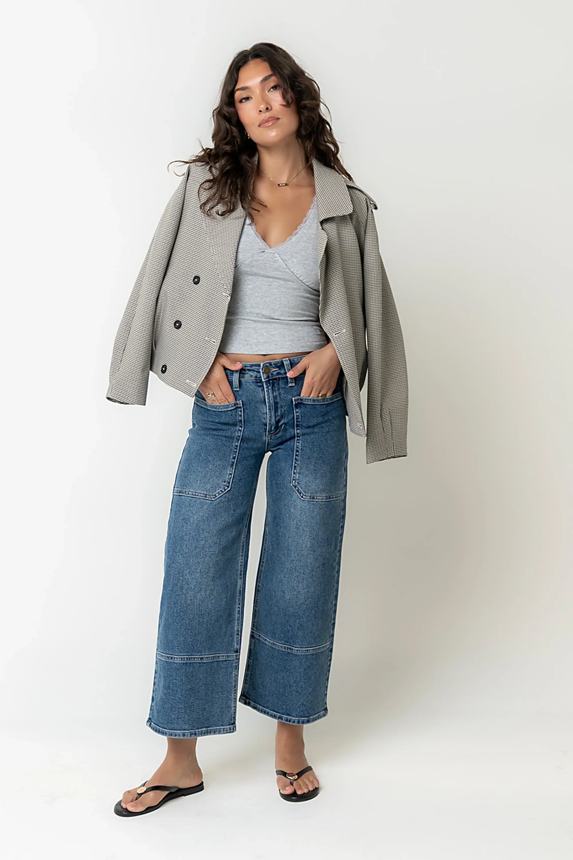 Kinzey Lace Trim Top in Heather Grey