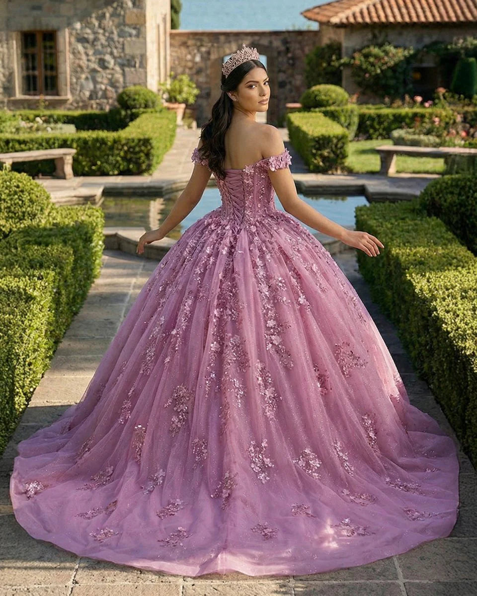 Floral Lace Sweetheart Corset Ball Gown Quinceañera Dress
