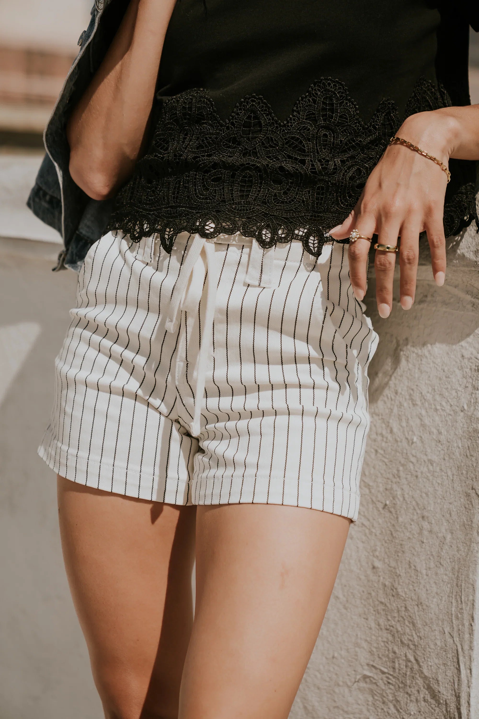 Beckie Striped Denim Shorts in Ivory