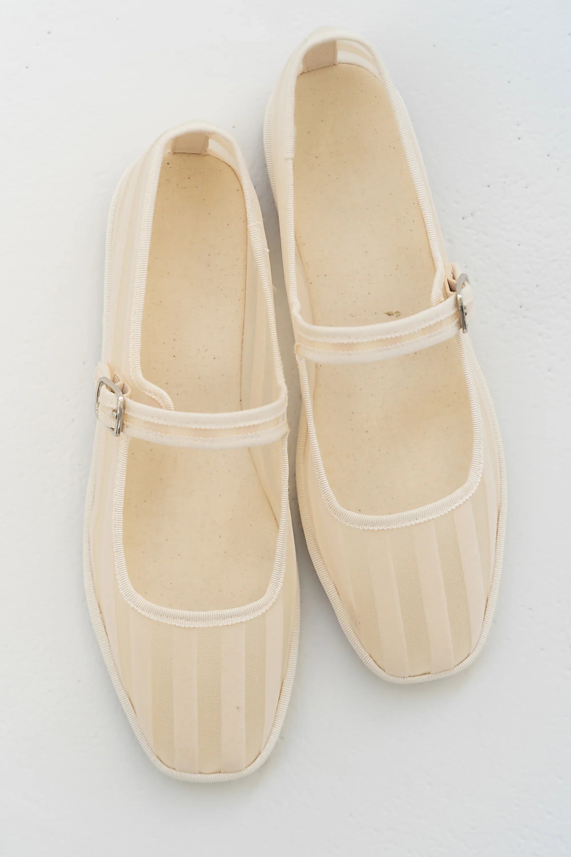 Morocco Mesh Flat in Bone