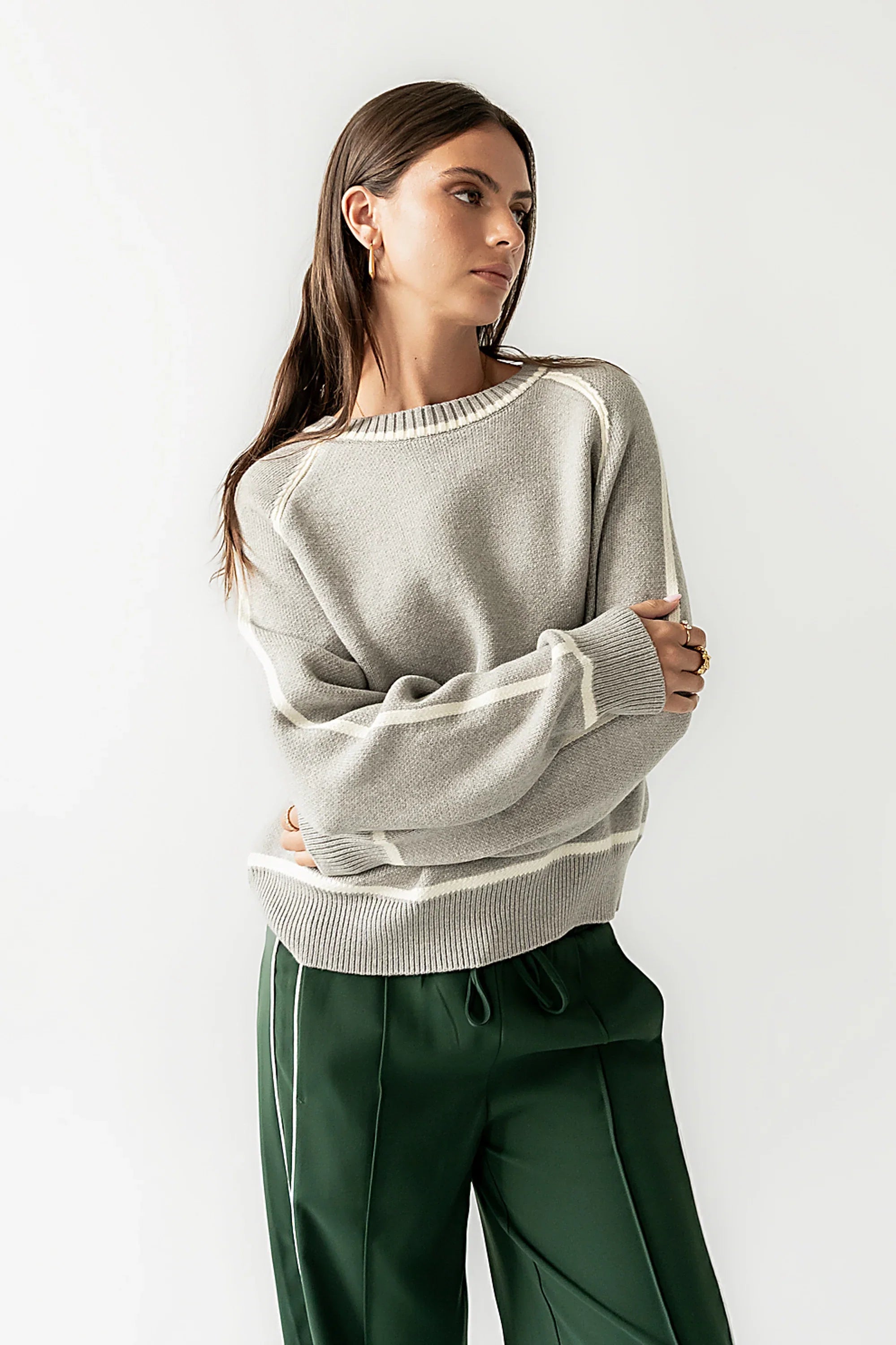 Kenna Contrast Sweater in Heather Grey