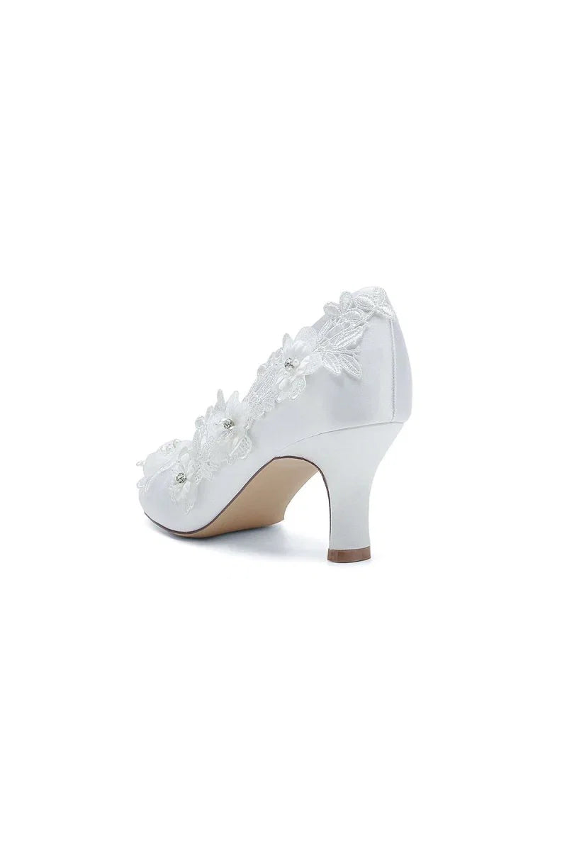 Lace Pointed Toe Chunky Heels with Beaded