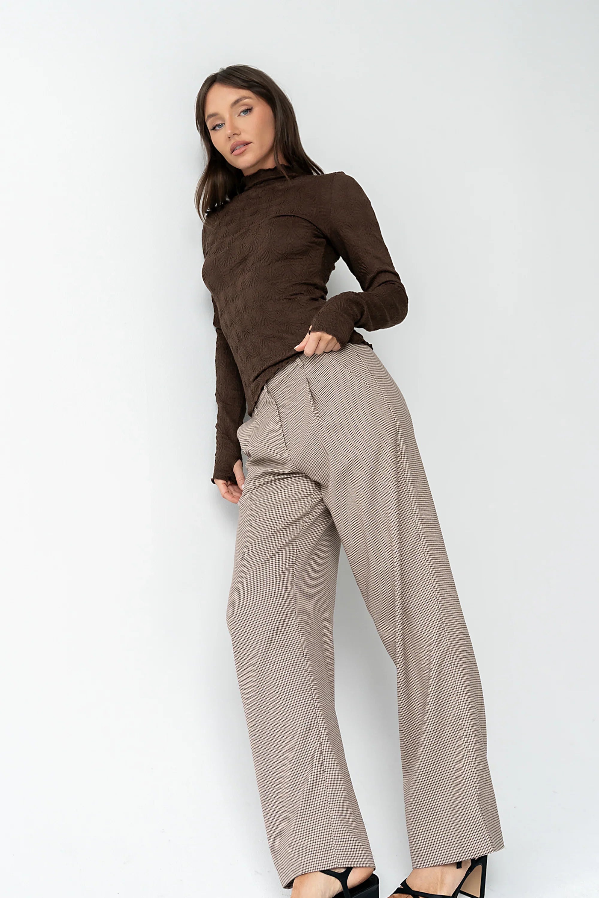 Benny Textured Top in Brown
