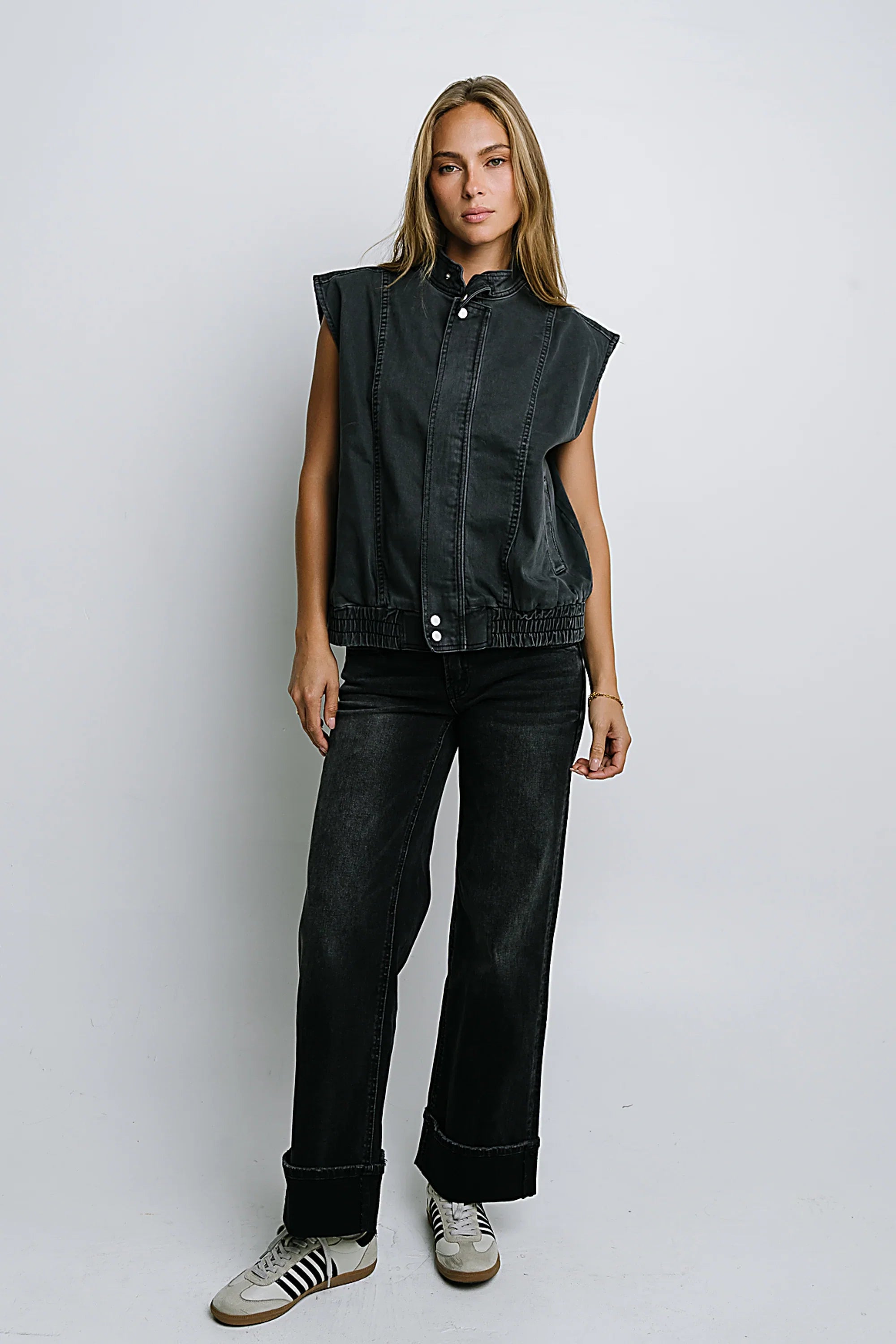 Marcia Cuffed Baggy Jeans in Faded Black