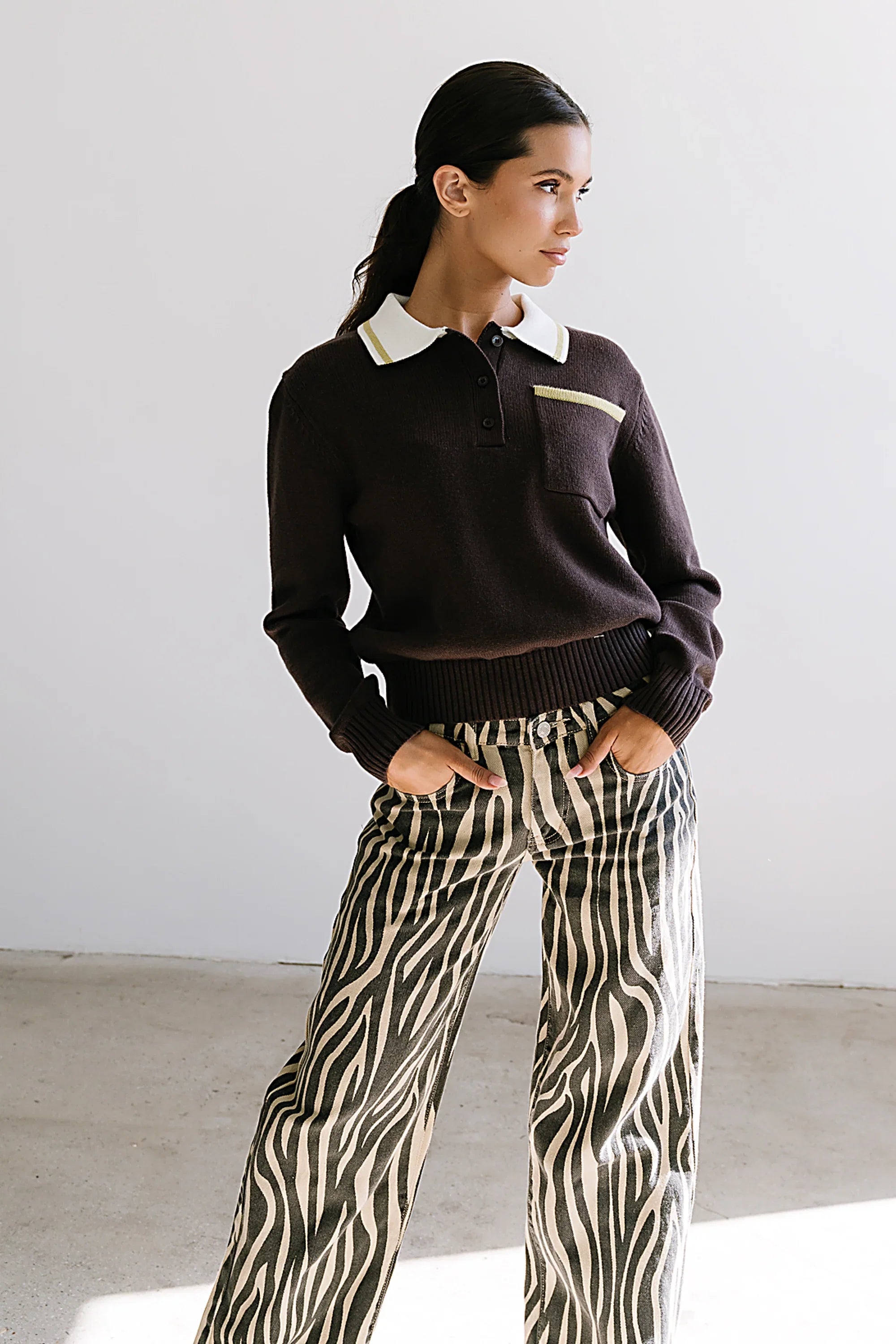Justine Collared Sweater in Brown