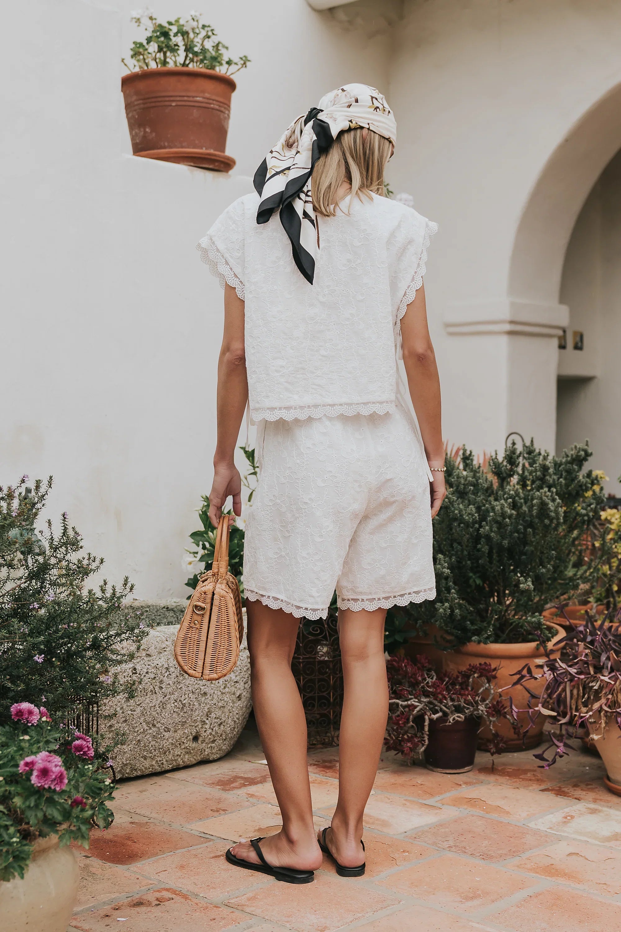 Klara Floral Embroidered Shorts