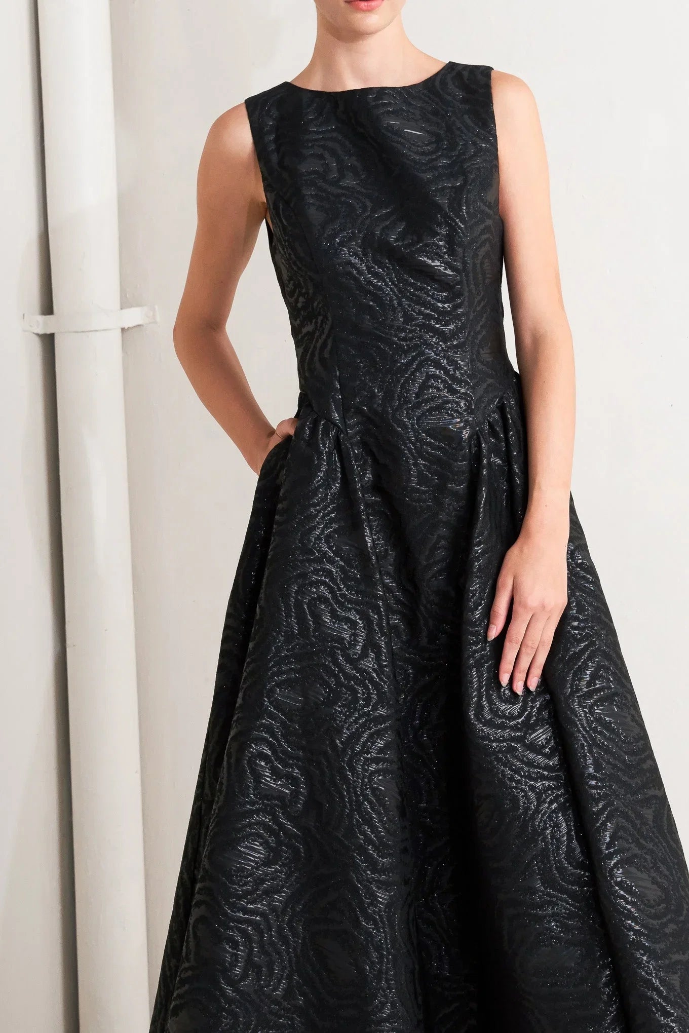 TEXTURED BLACK MIDI DRESS WITH OPEN BACK FINAL SALE