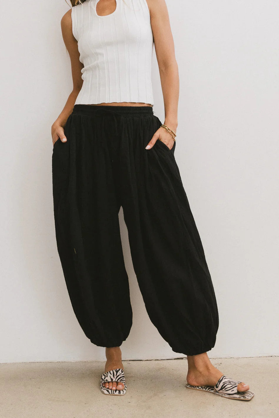 Jalen Loose Joggers in Black FINAL SALE