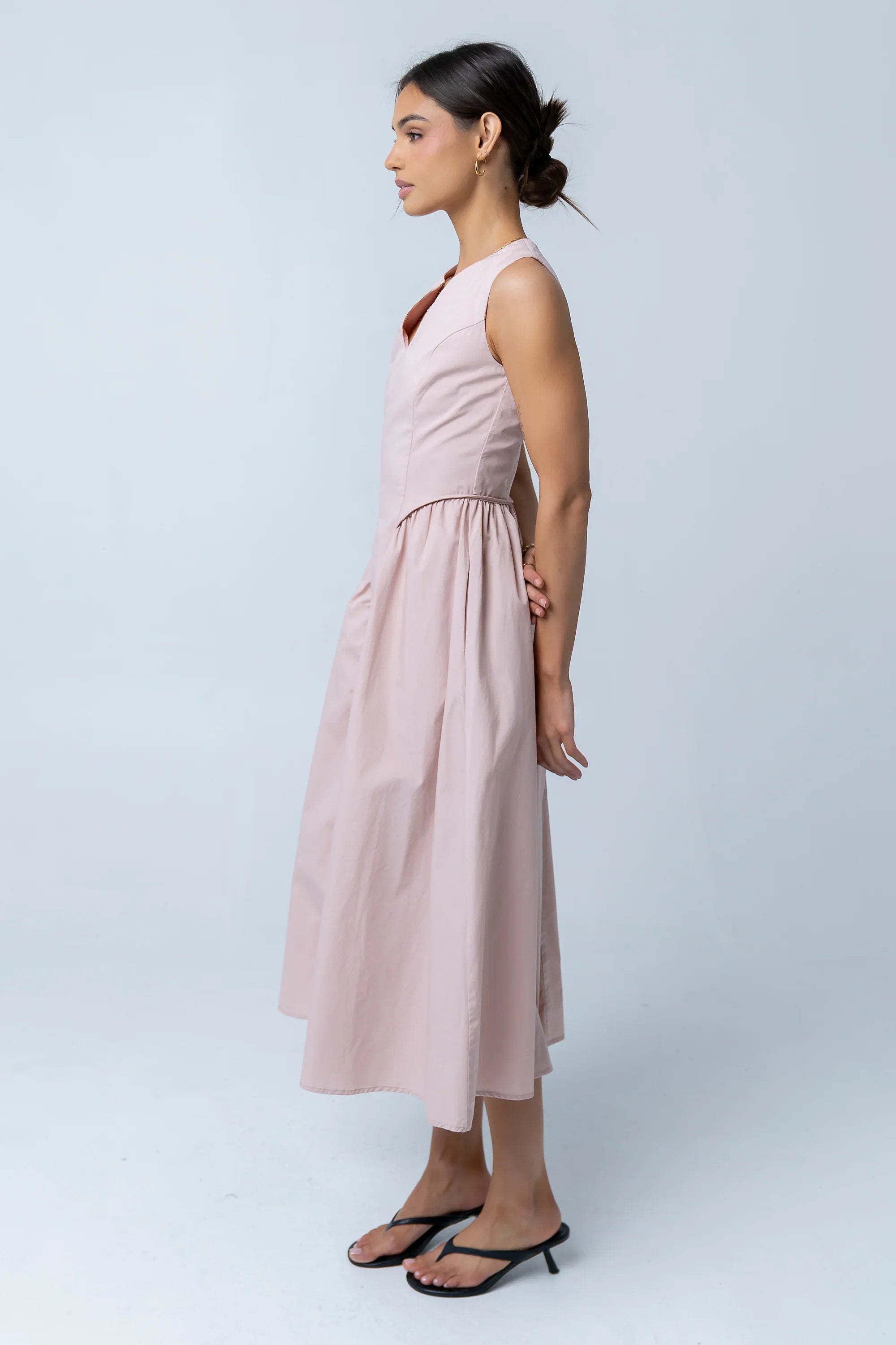 Jaynie Midi Dress in Rose