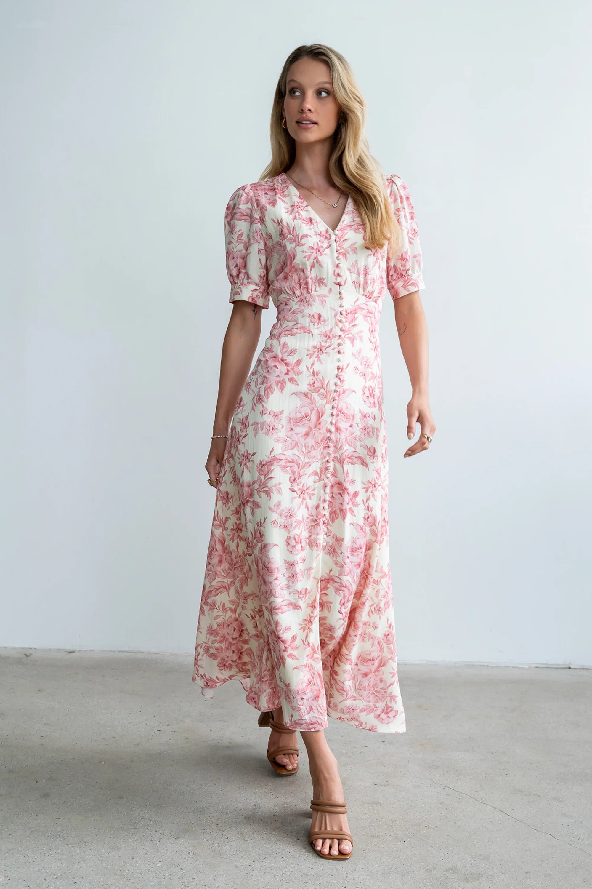 Lia Floral Midi Dress in Pink