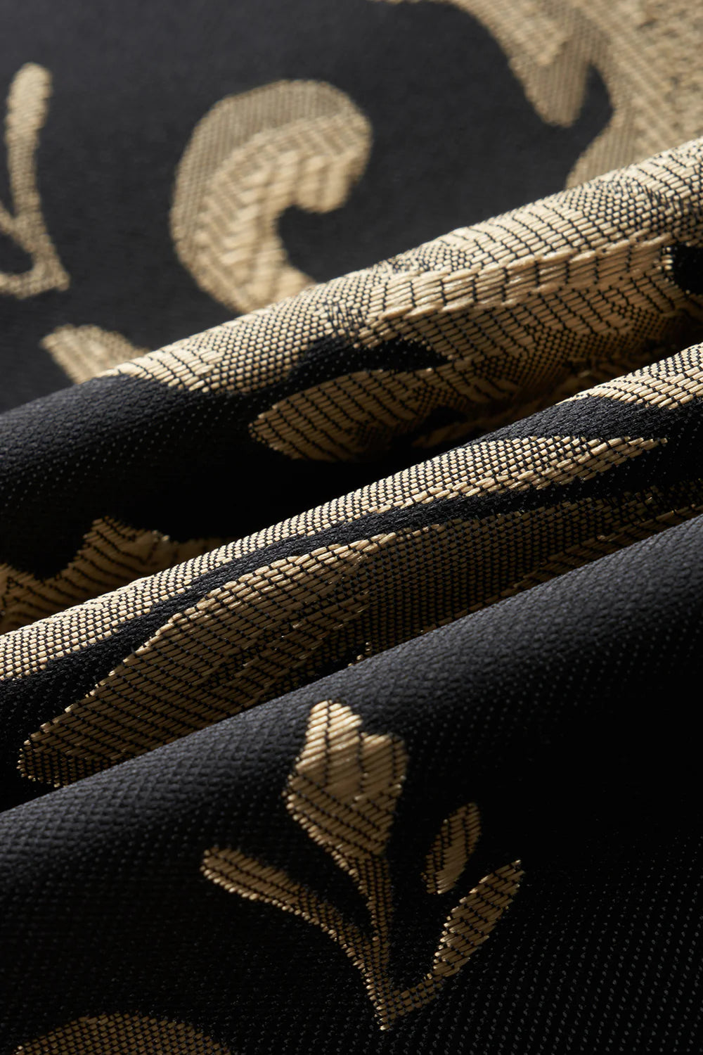 Mens Black Golden Shawl Lapel One Button Jacquard Prom Blazer