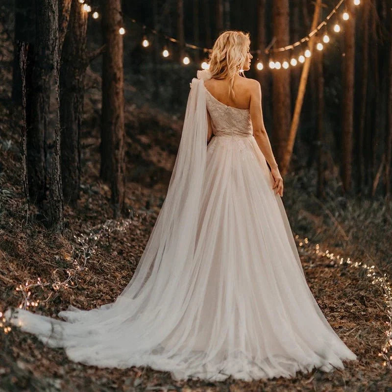 One Shoulder A Line Tulle Sleeveless Zipper Lace Wedding Dresses with Shawl
