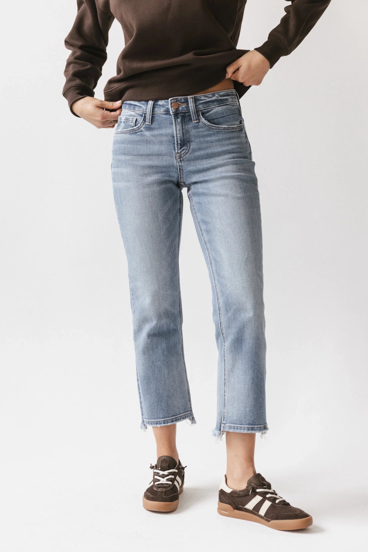 Markel Cropped Straight Leg Jeans