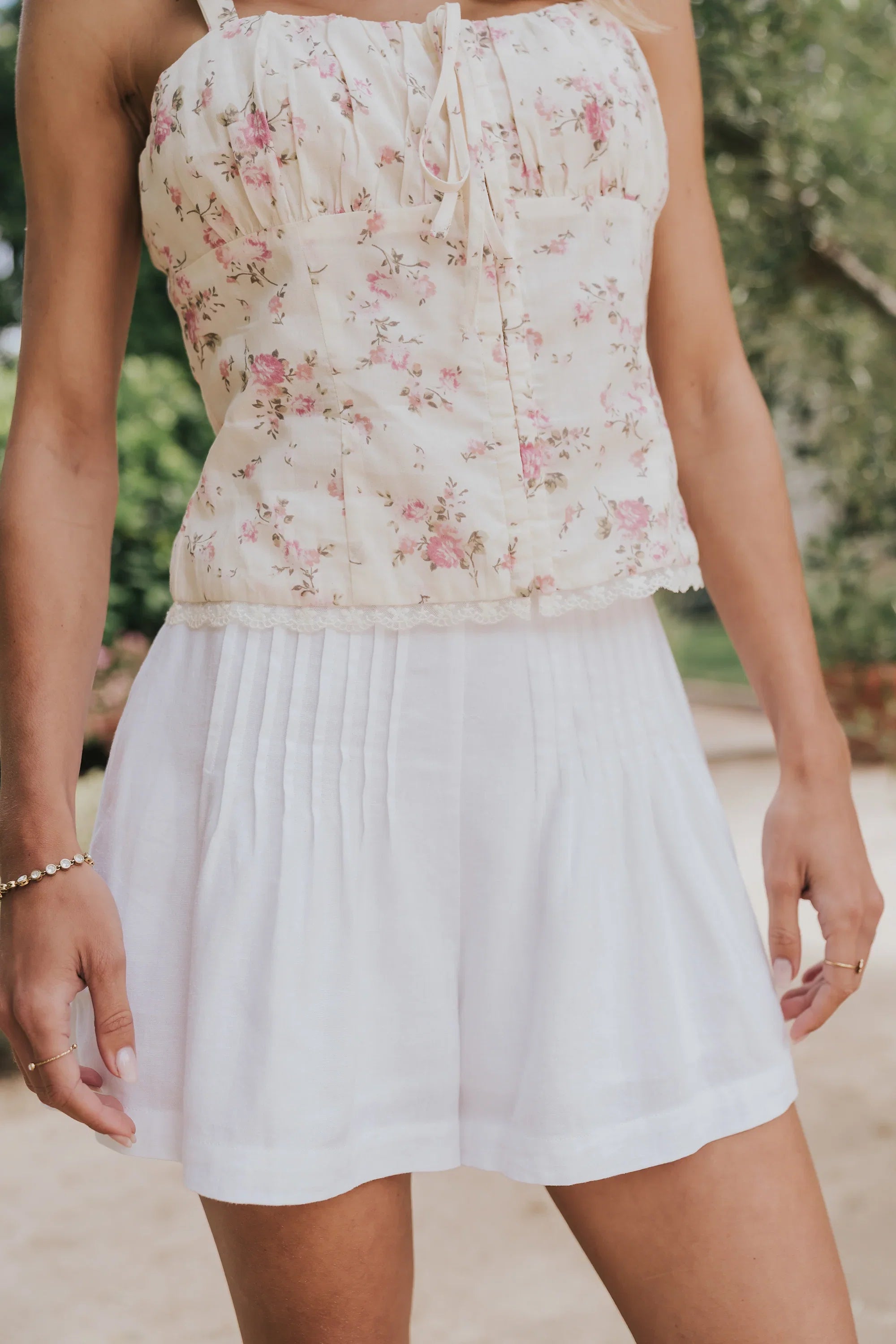 Jenny Pleated Shorts in Ivory