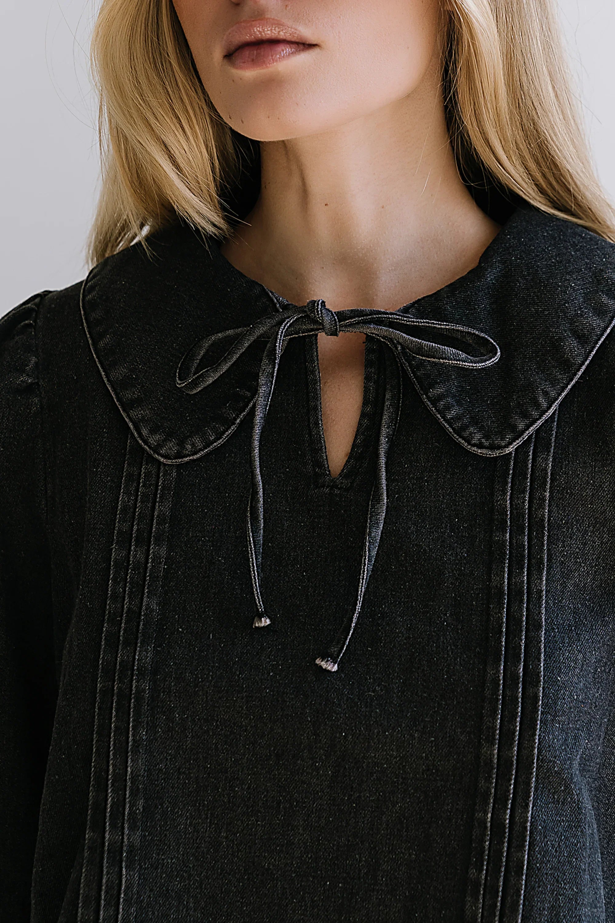 Monique Pleated Blouse in Black